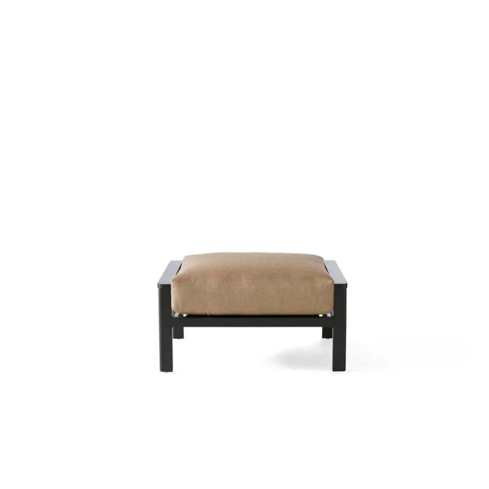 Mallin Casual Sarasota Cushion Club Ottoman