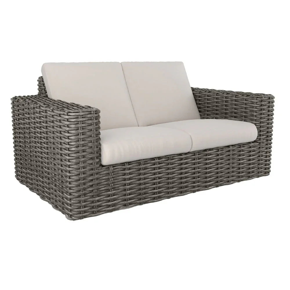 Mia Loveseat