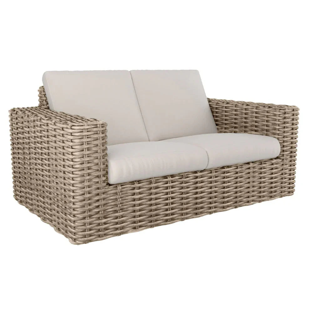 Mia Loveseat 1