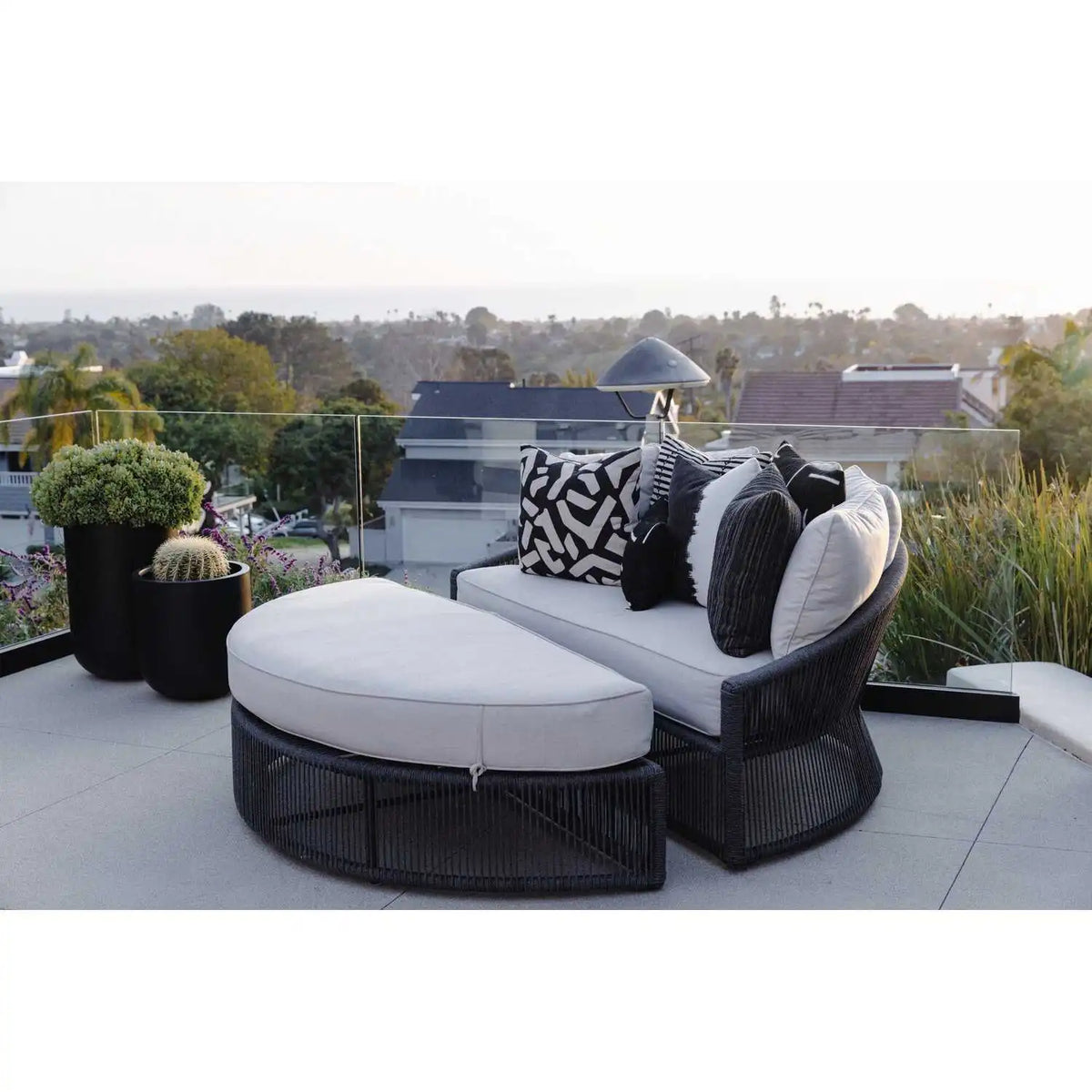 Milano Daybed SW4101-99-OTT by Sunset West 3