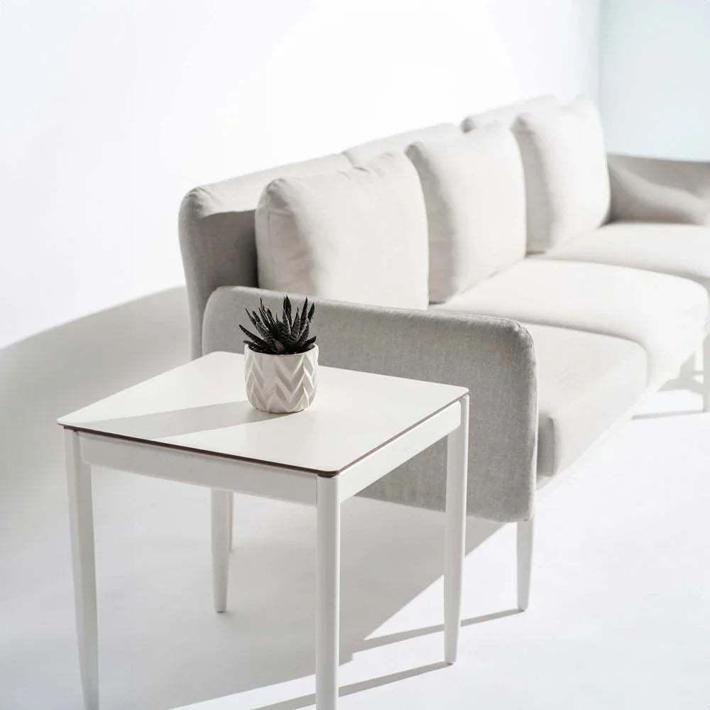 Palo 22" Square End Table 4
