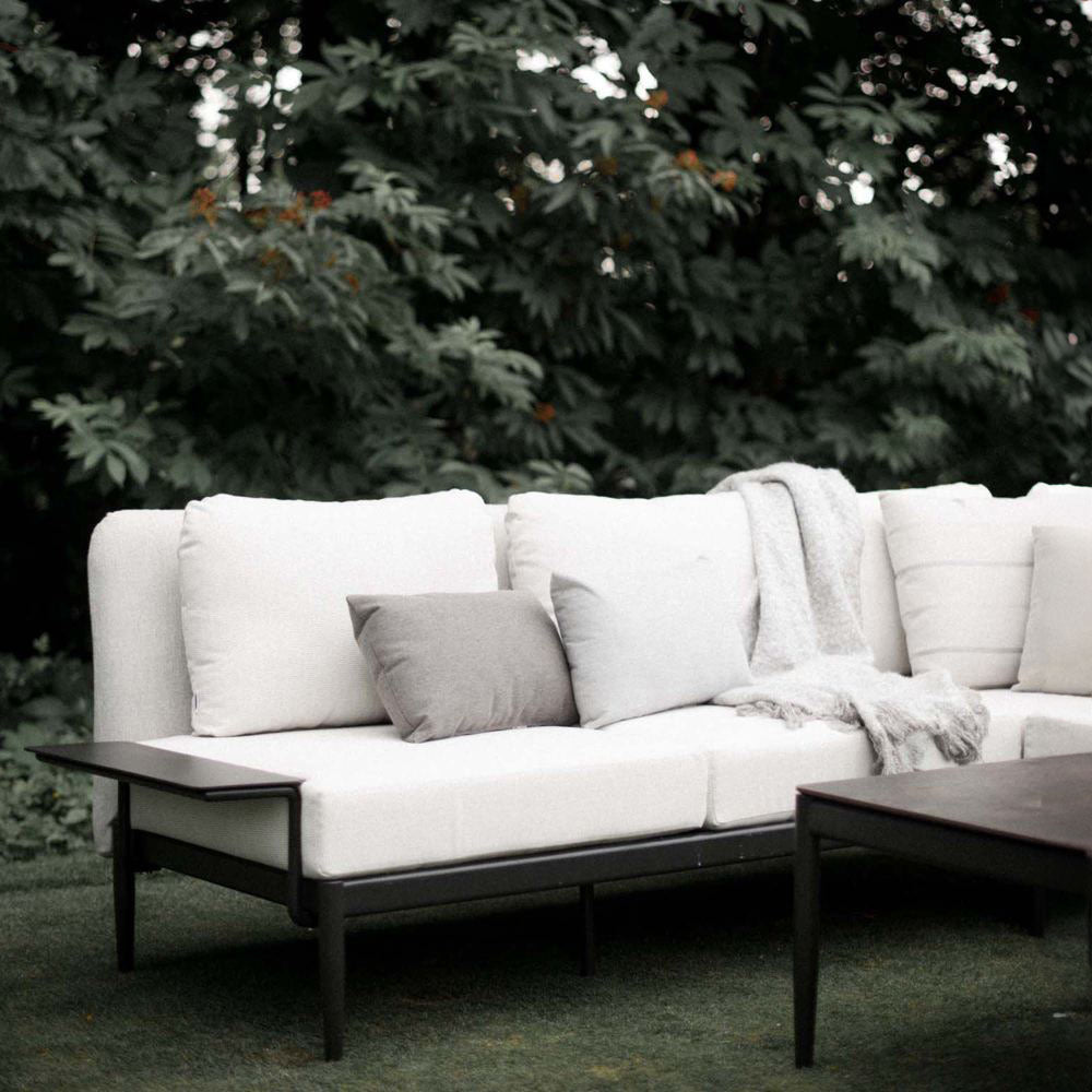 Palo 25.25" x 9" Rectangular Side Table FN6070 2