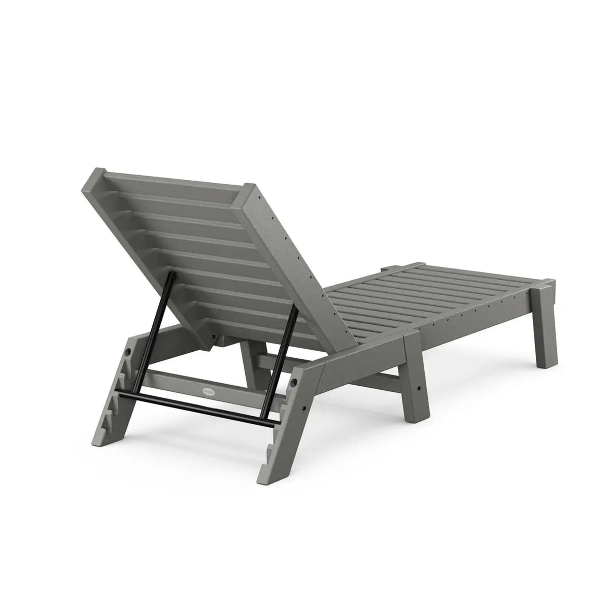 Captain Chaise 7