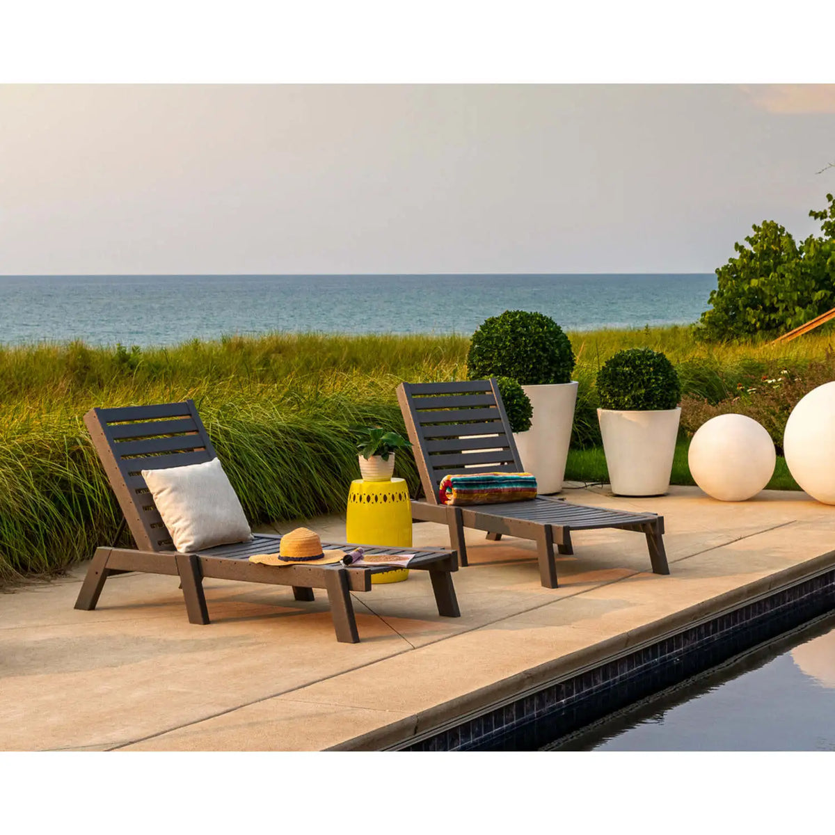 Captain Chaise 8