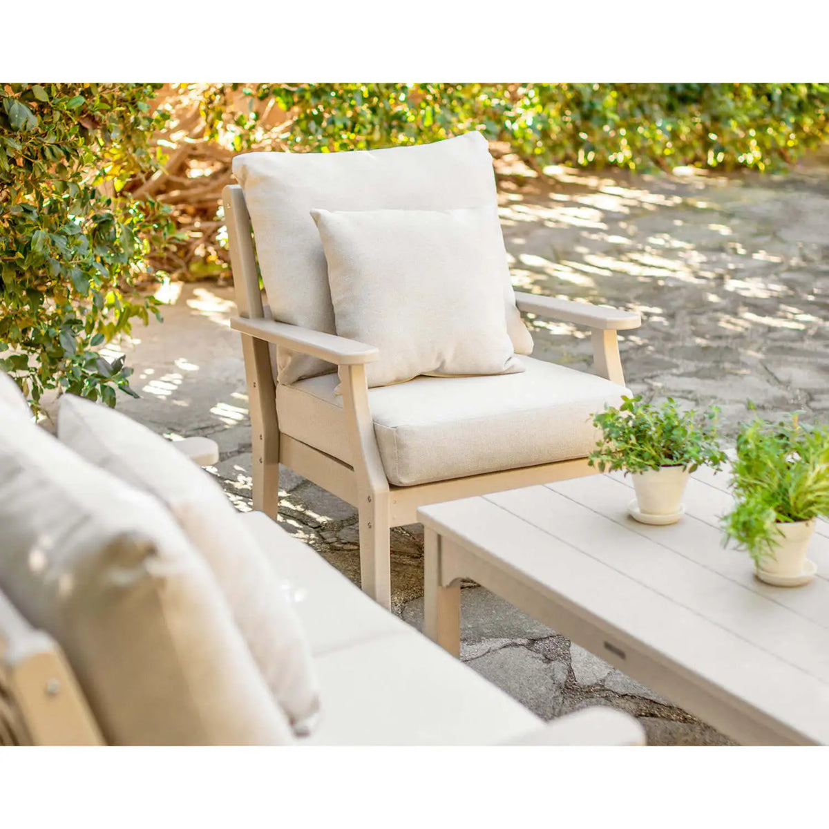 Chinoiserie Loveseat 10