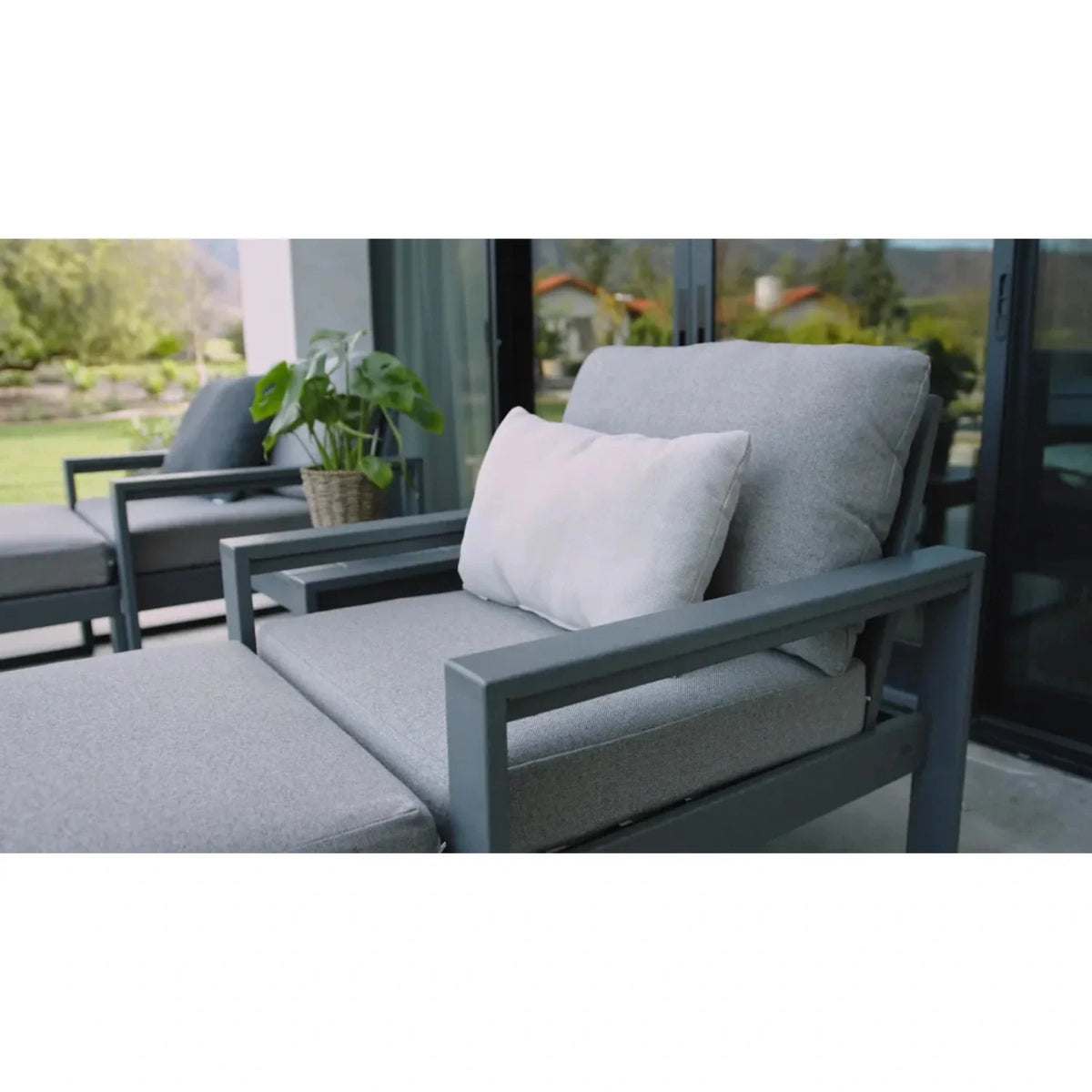 EDGE Coffee Table 14