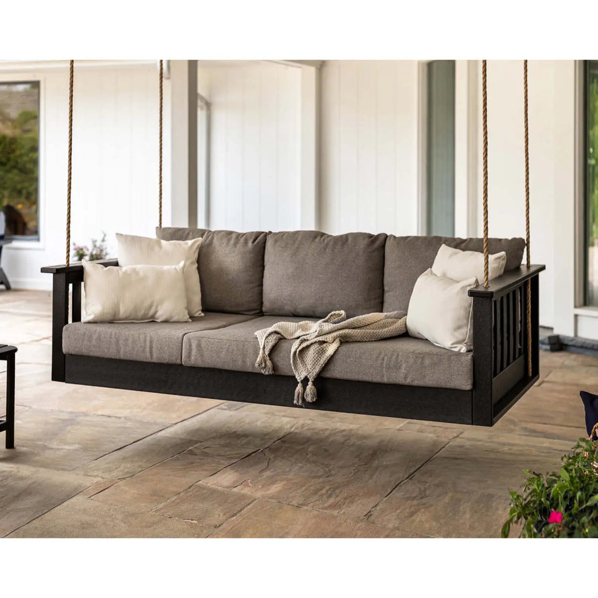 Vineyard Daybed Swing 10