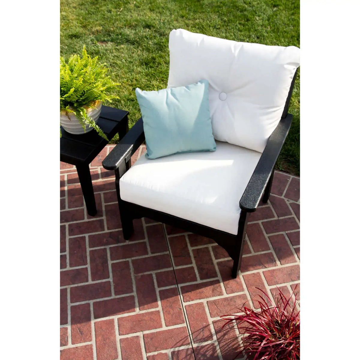 Vineyard Club Chair 21