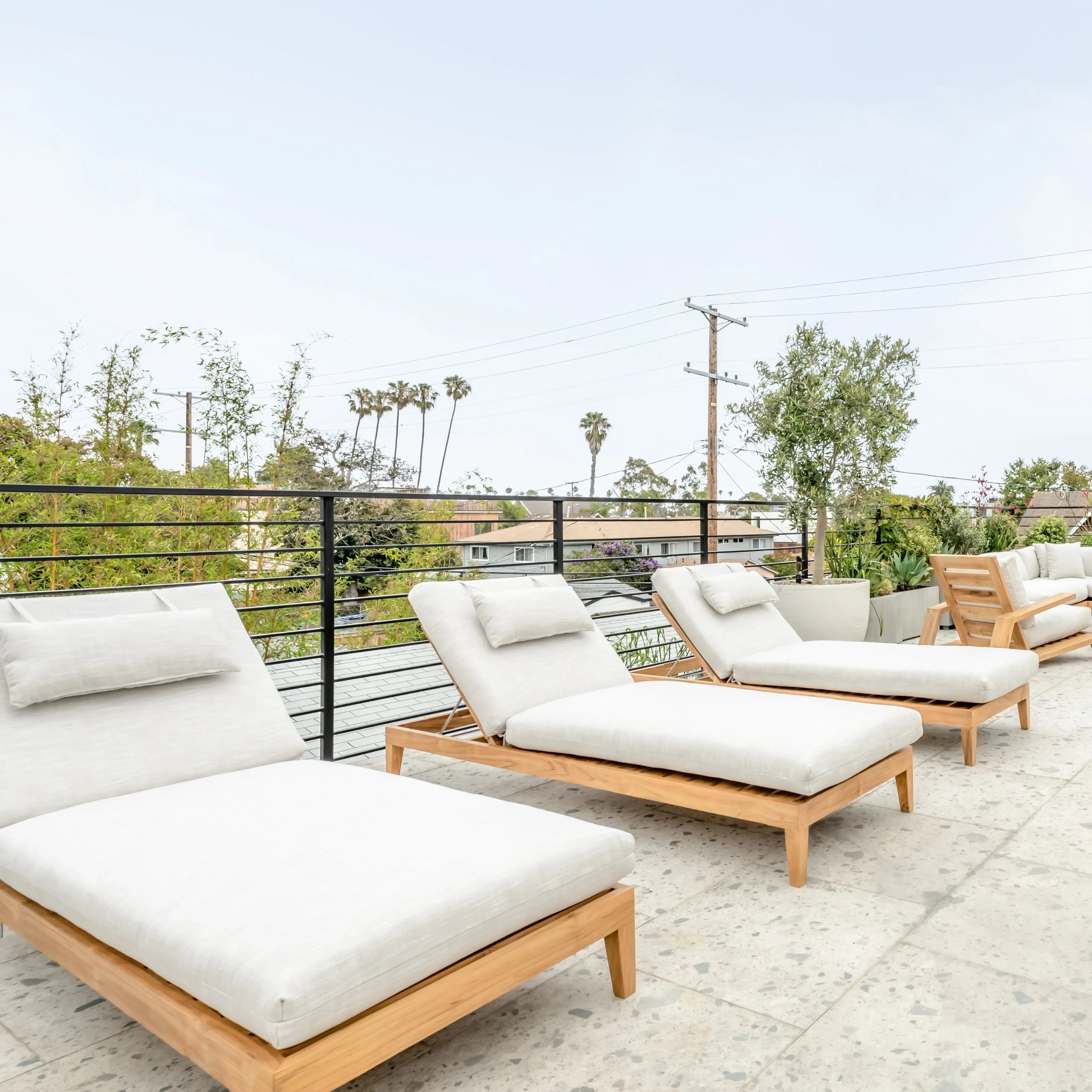 Classic Teak Chaise Lounge