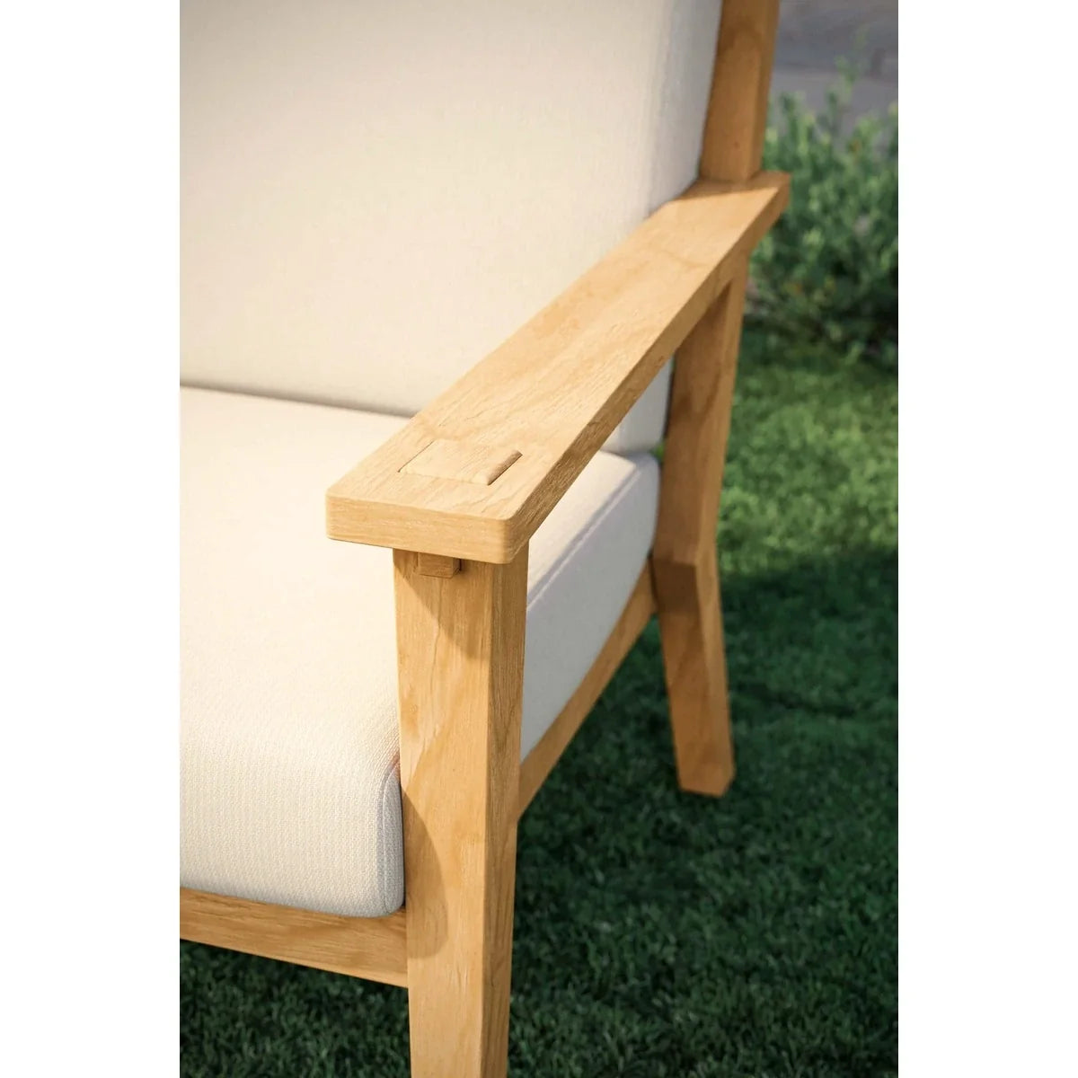 Savannah Sofa