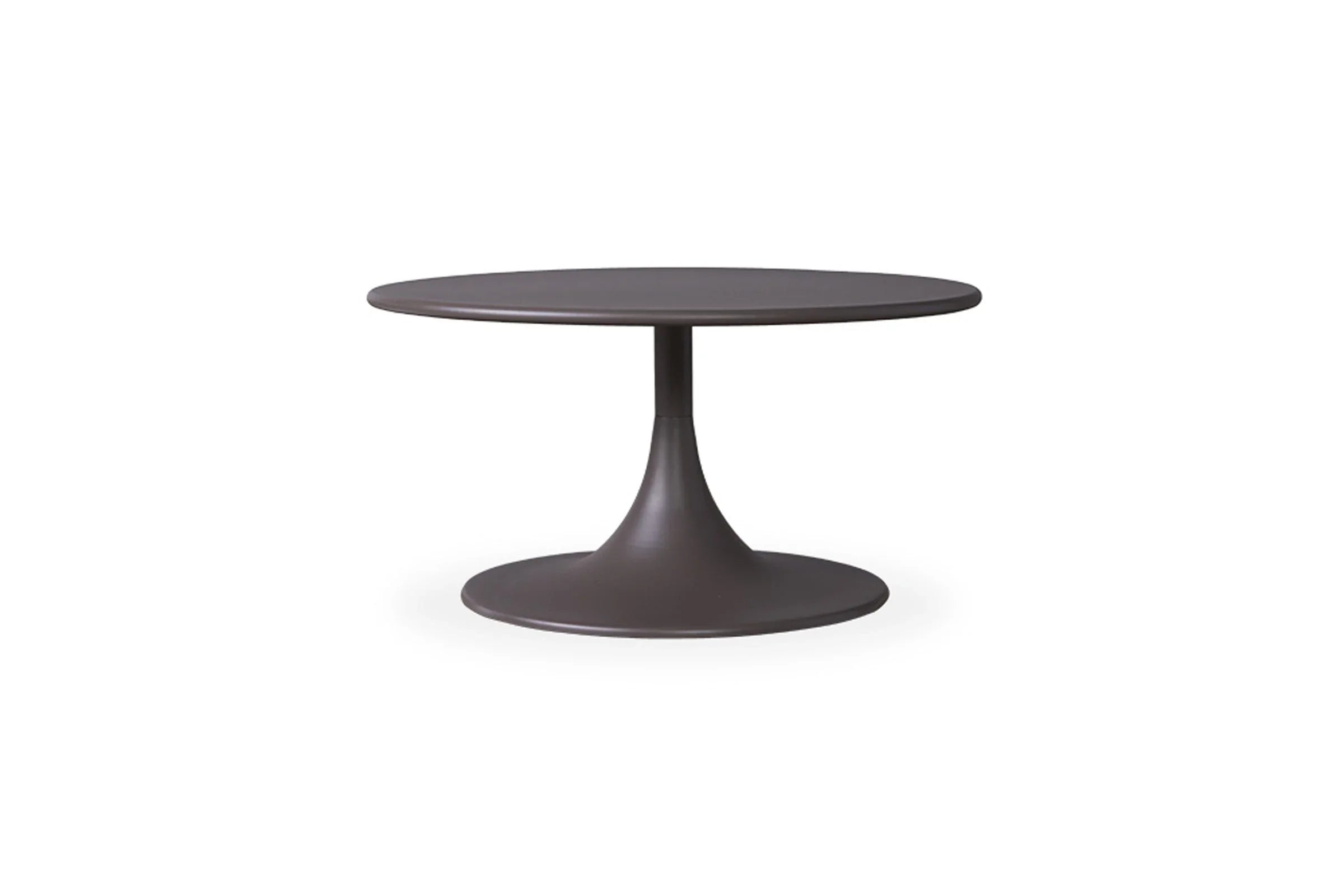 Lloyd Flanders Verona Round Cocktail Table