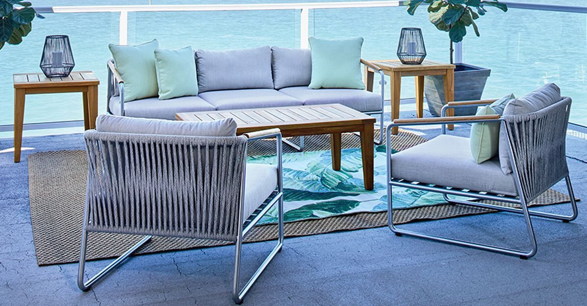 21 Best Outdoor Rugs to Buy Online, According to a Design Expert