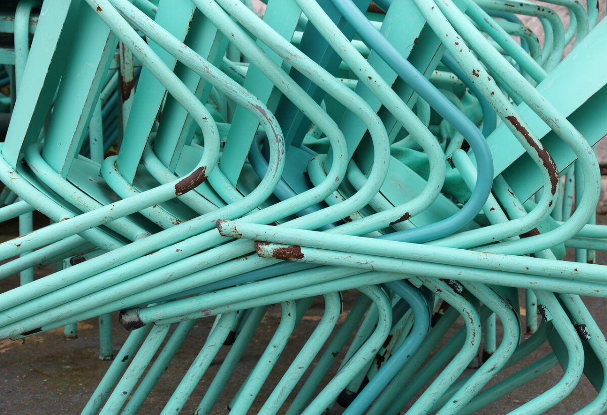 Refinishing Rusty Old Patio Furniture