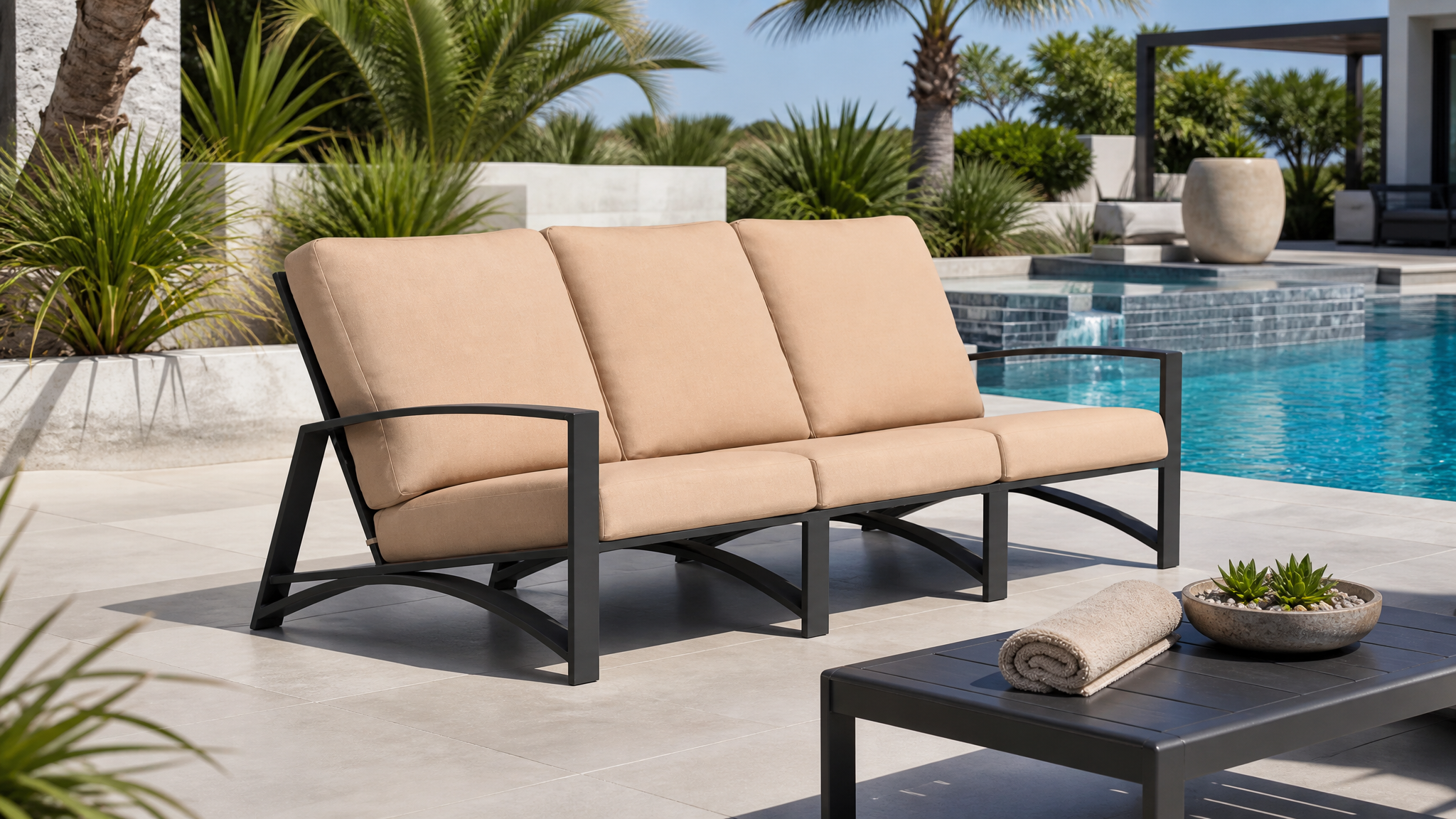 Aluminum Outdoor Sofas