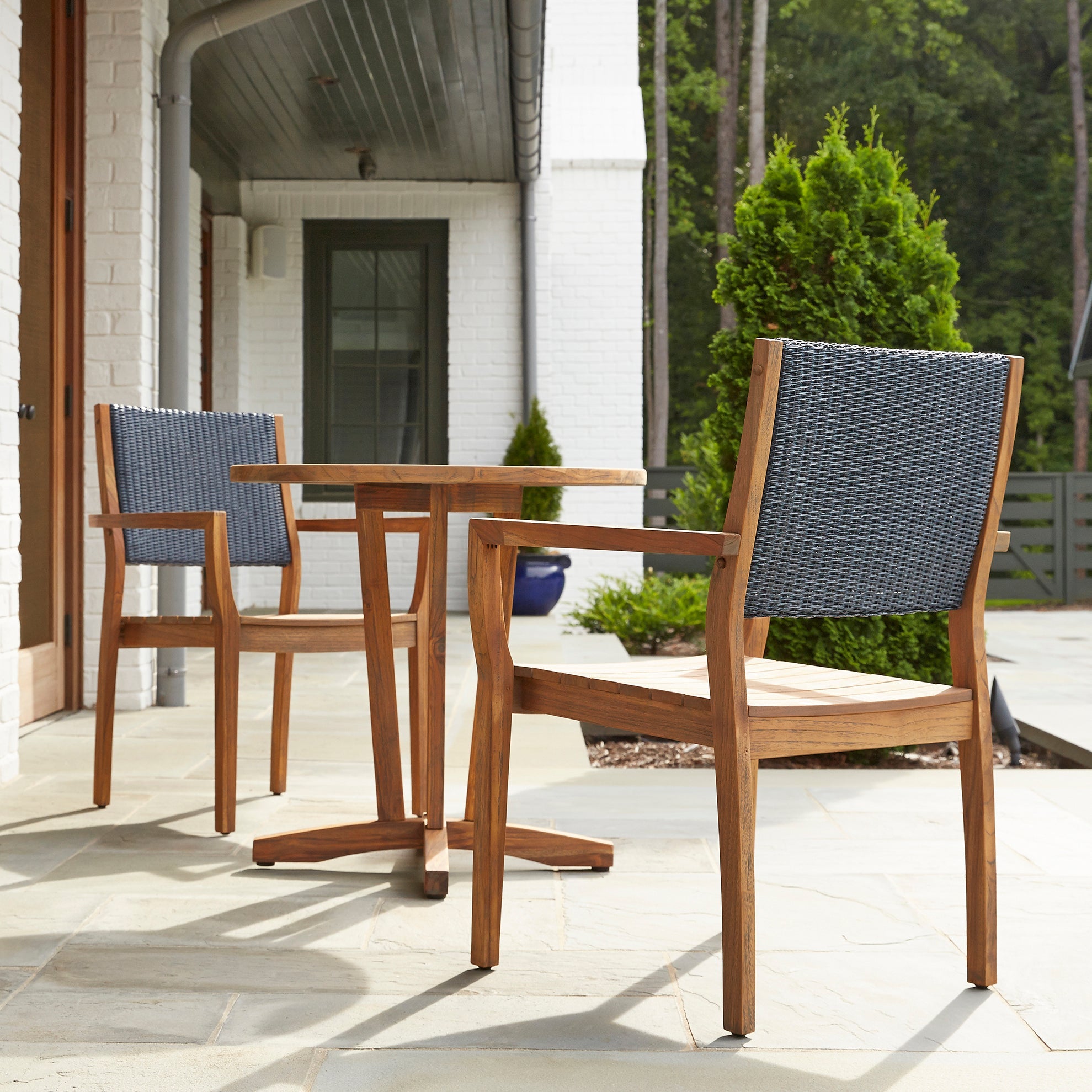 Lloyd Flanders Teak Round Bistro Table