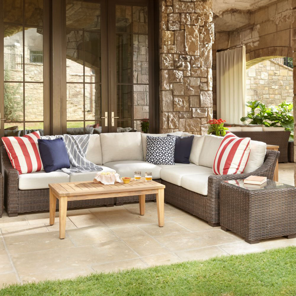 Lloyd Flanders Mesa Cushioned Left Arm Loveseat Section