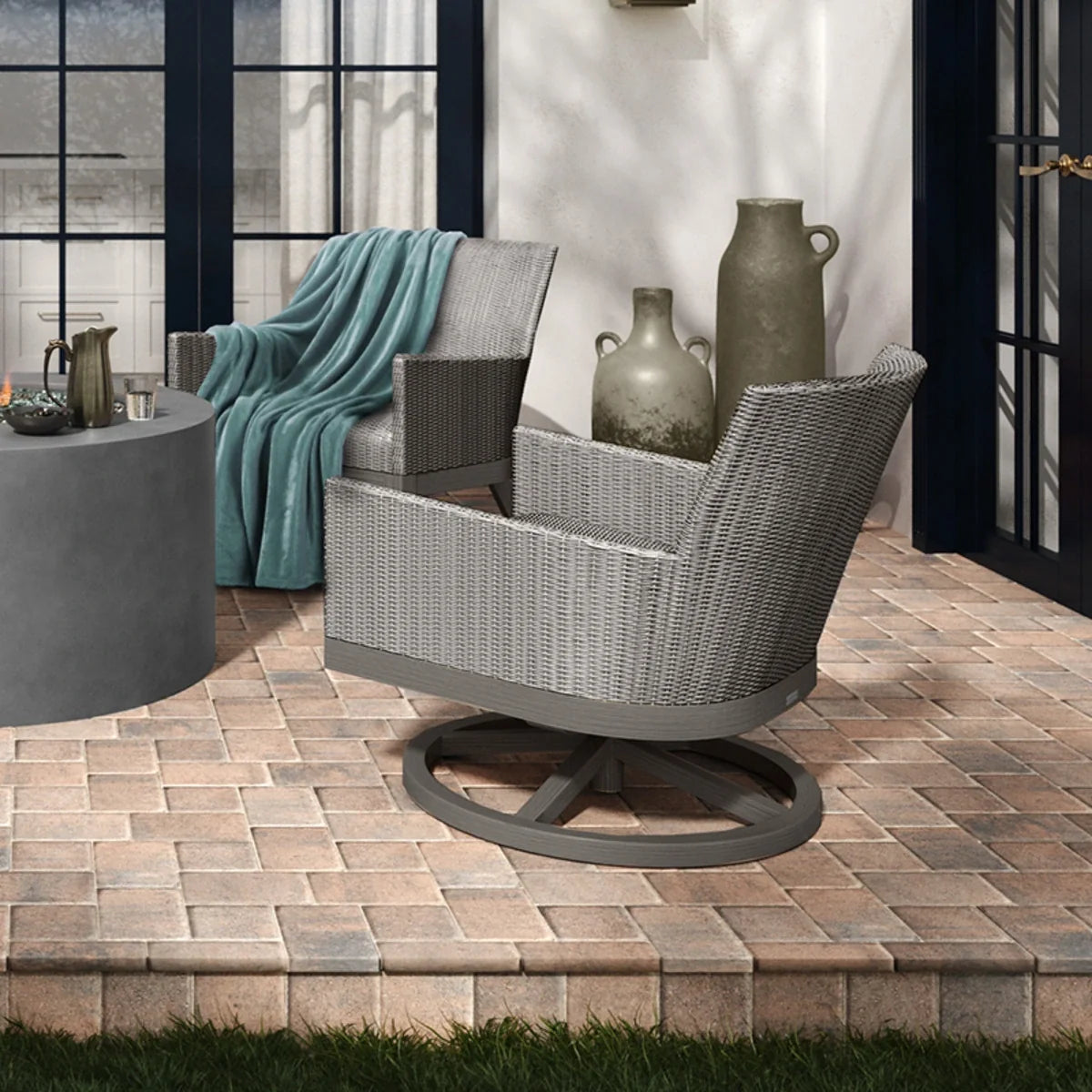 Siena Swivel Rocker