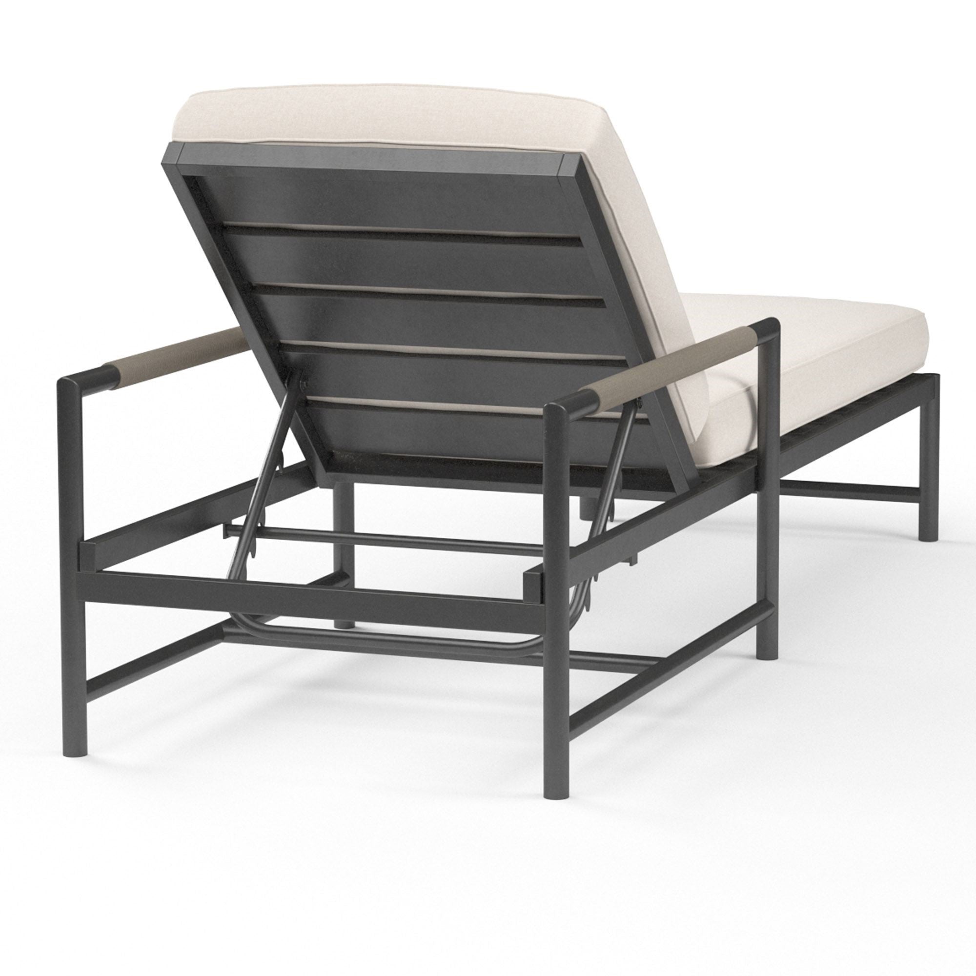 Pietra Chaise Lounge
