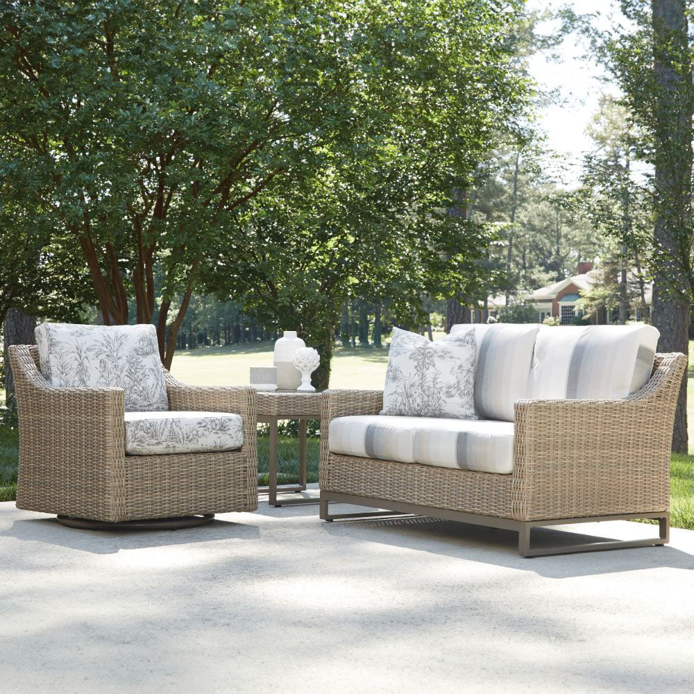 Lloyd Flanders Milan Cushioned Swivel Glider Lounge Chair