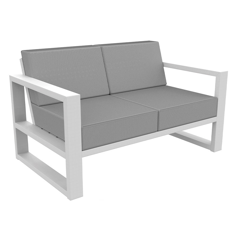 Seaside Casual MIA Loveseat