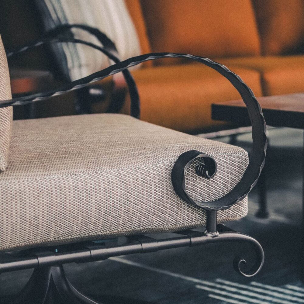 Classico-W Swivel Rocker