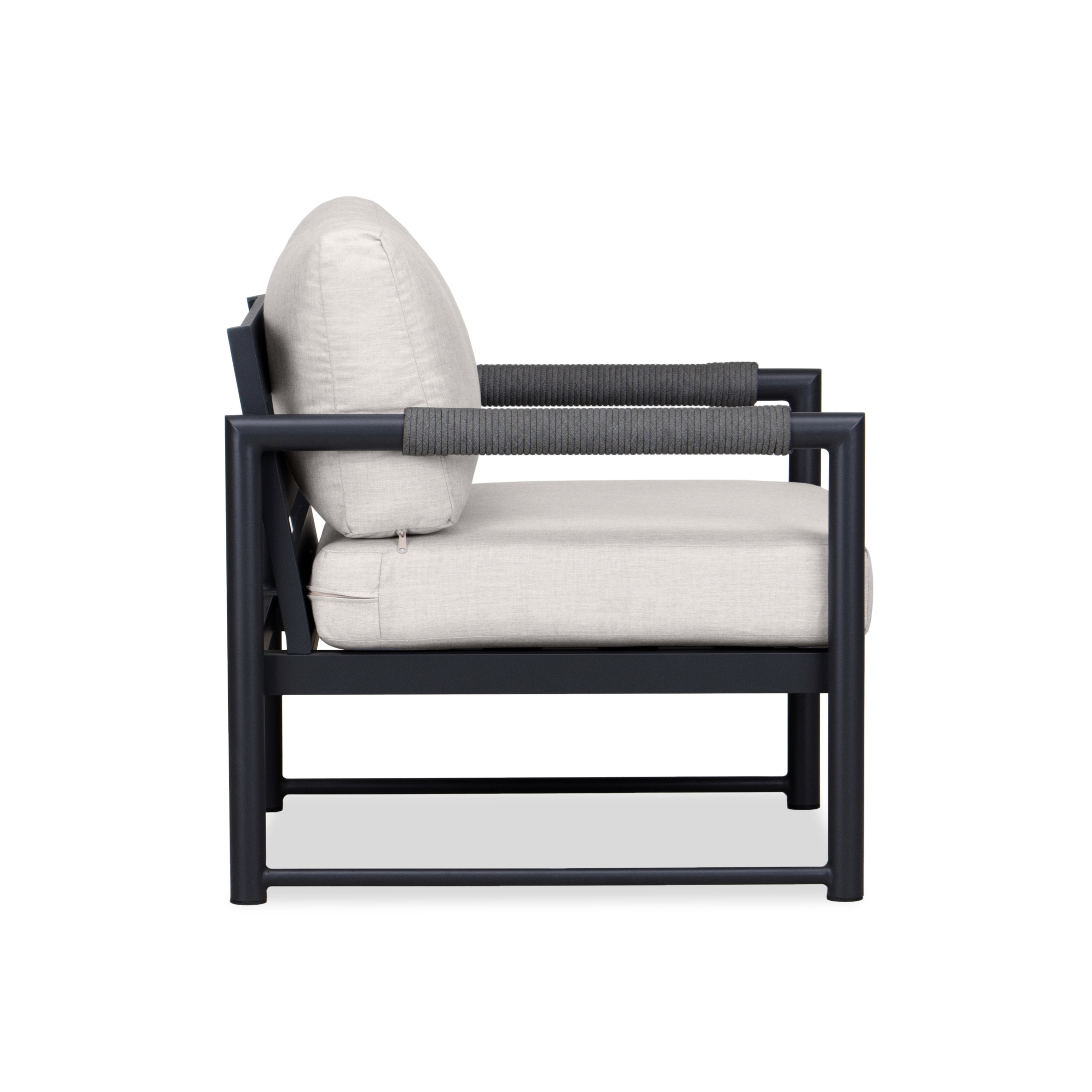 Alto Club Chair#Finish_Black#Fabric_Cast Silver