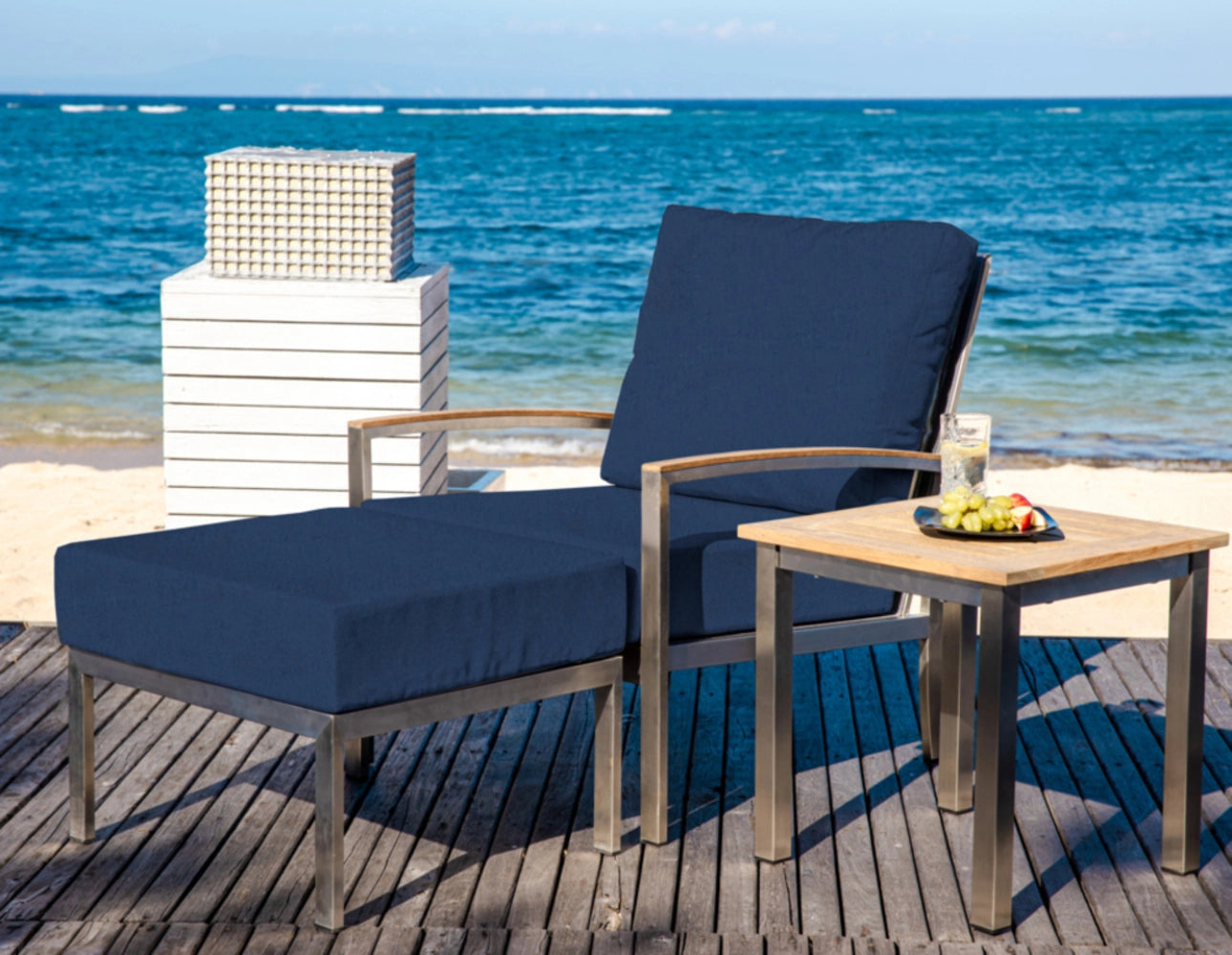Avanti Lounge Chair view 35