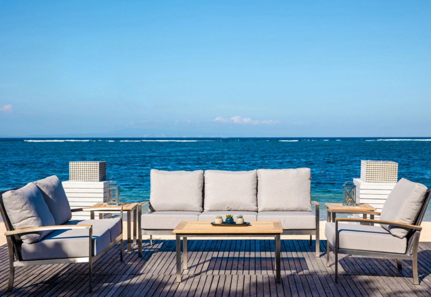 Avanti Lounge Chair view 52
