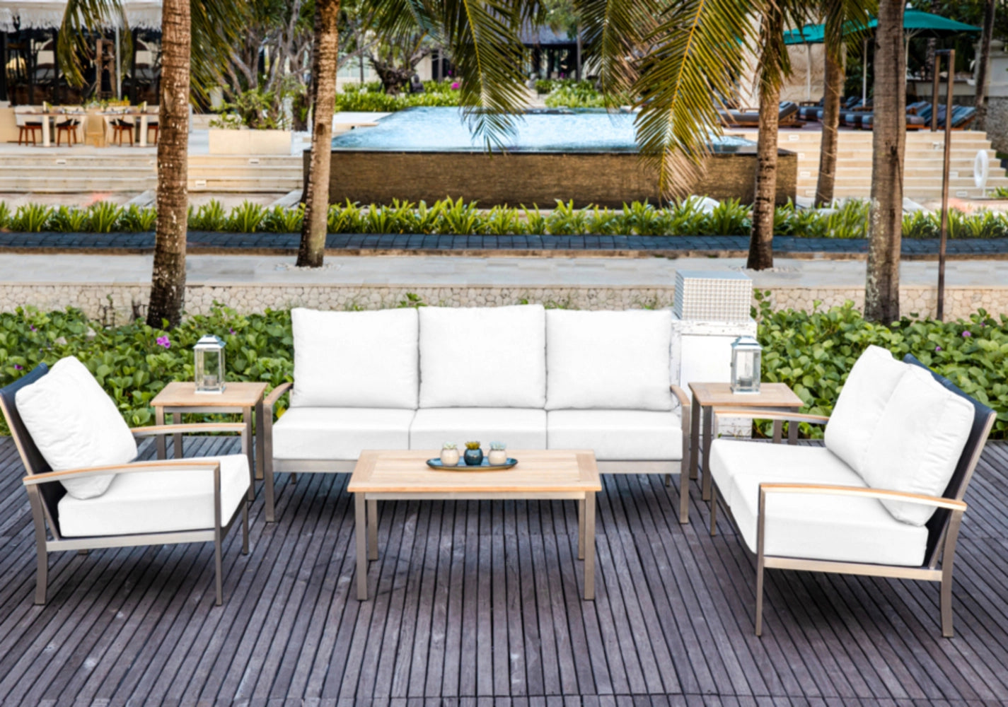Avanti Loveseat view 20