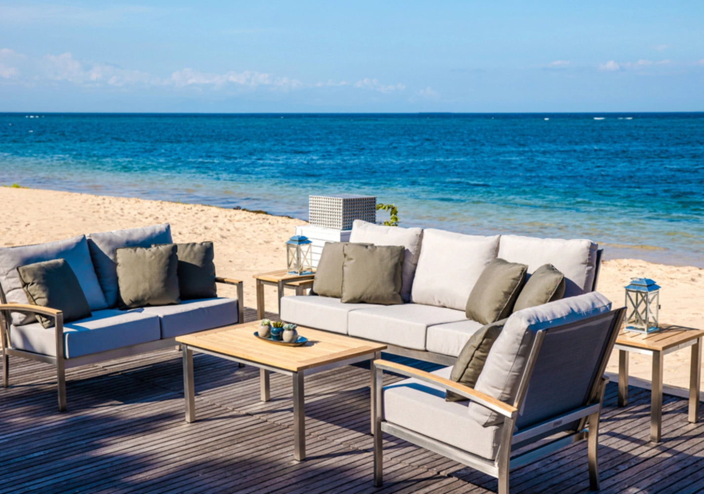Avanti Sofa view 39