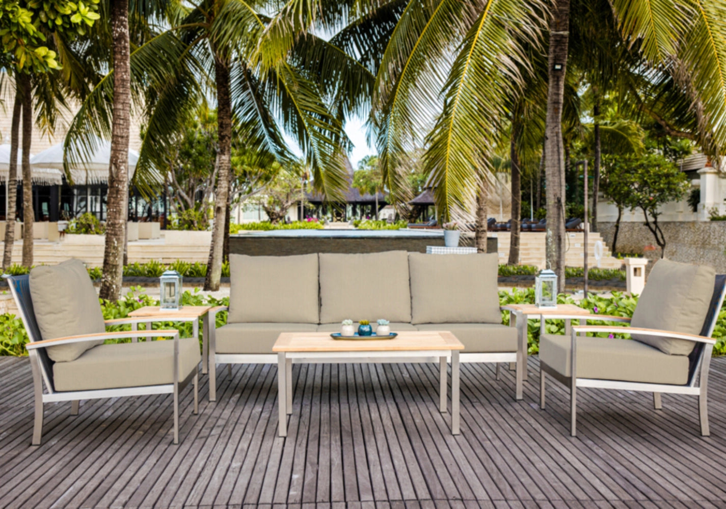 Avanti Sofa view 53
