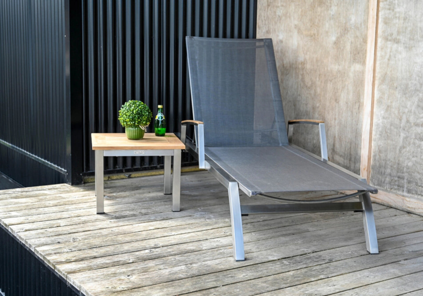 Avanti Chaise Lounge view 4