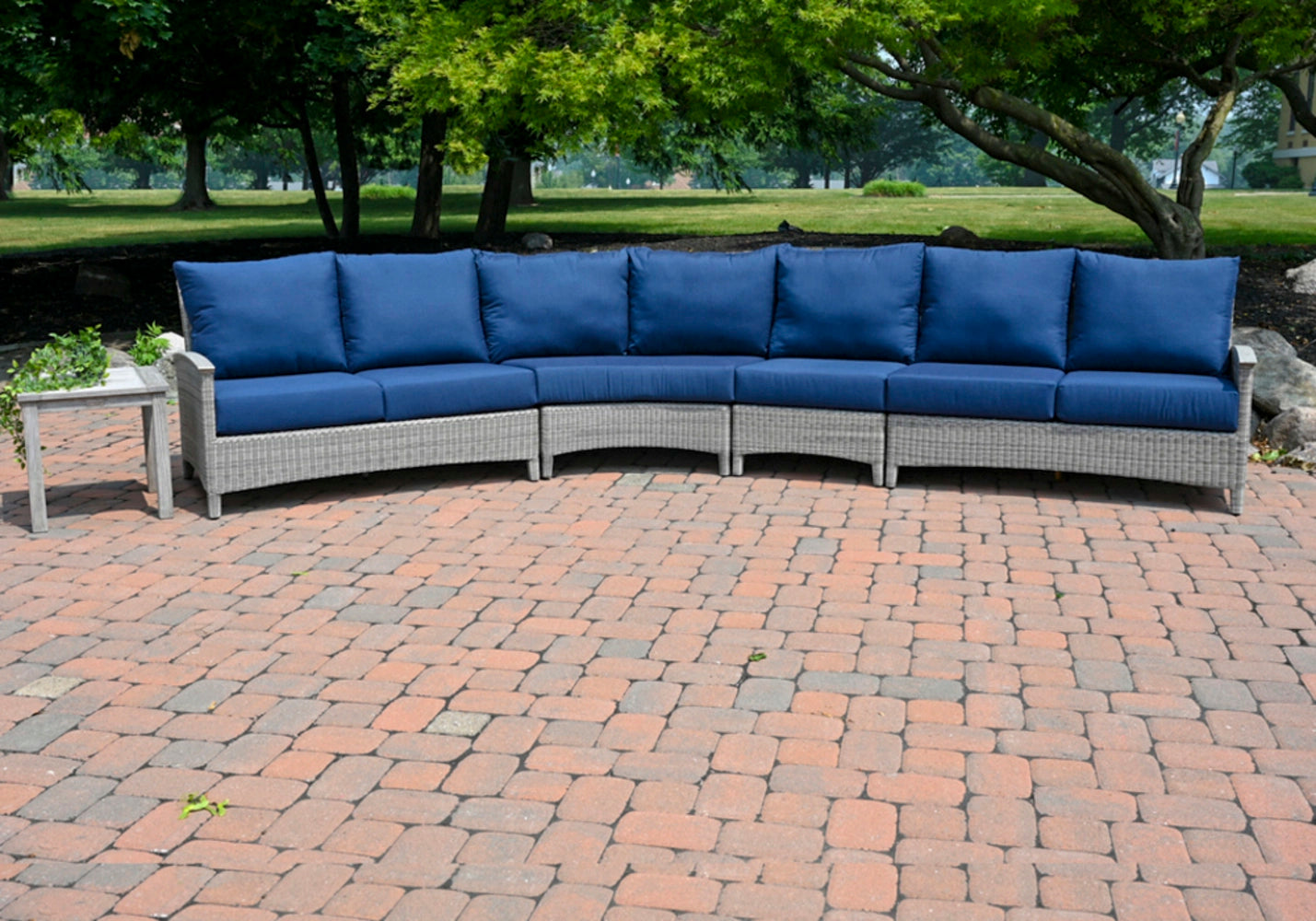Bella Right Arm Facing Loveseat Section view 29