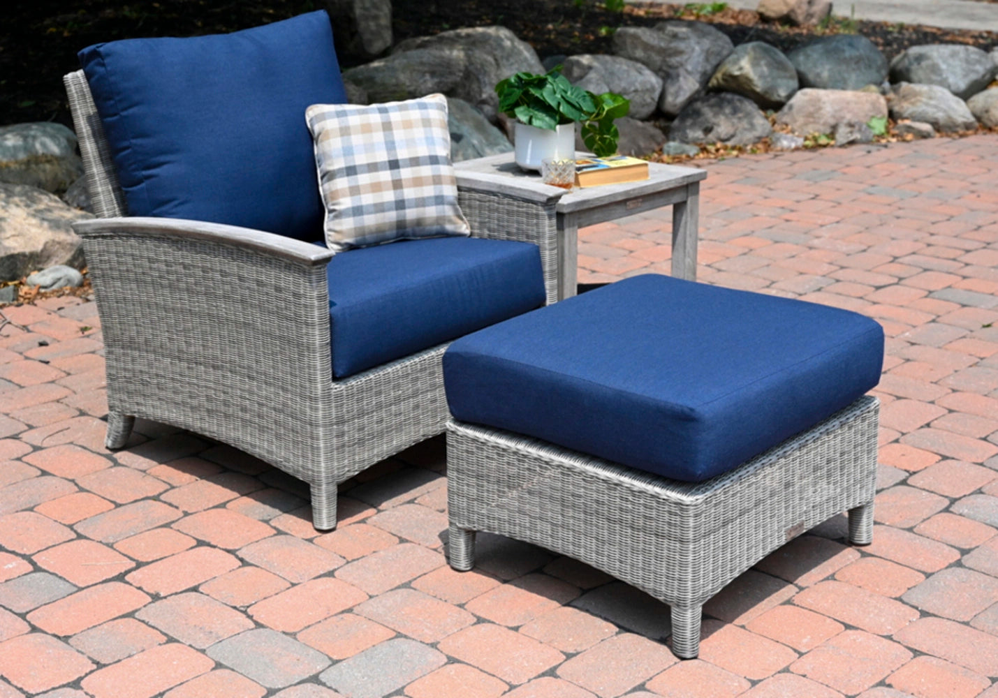 Bella Club Chair view 38