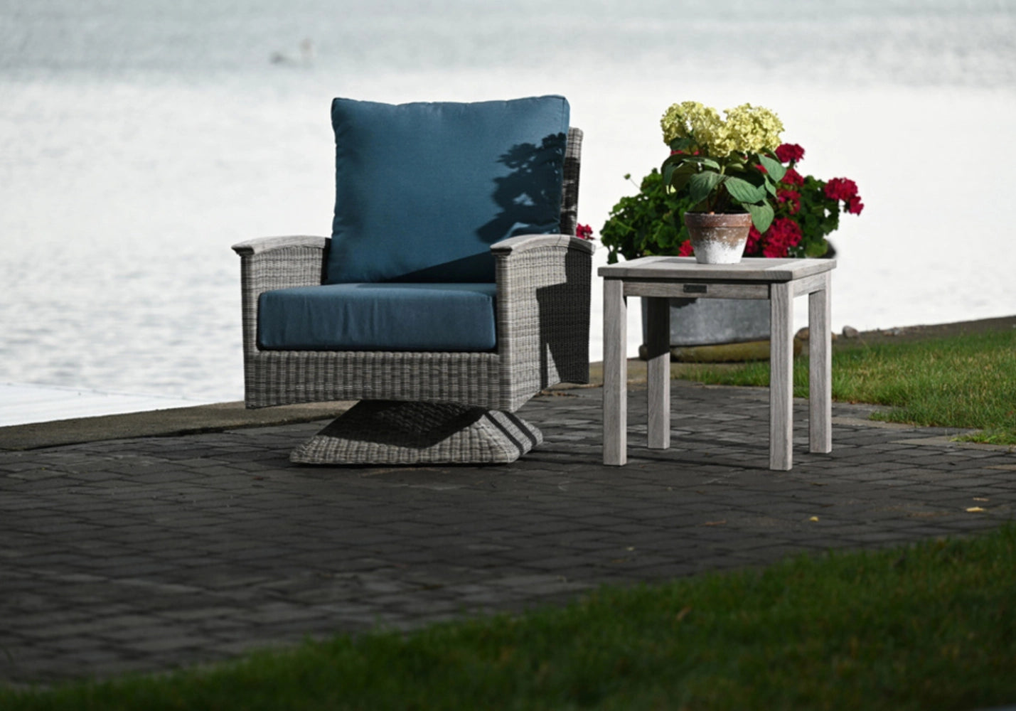 Bella Swivel Rocker view 22