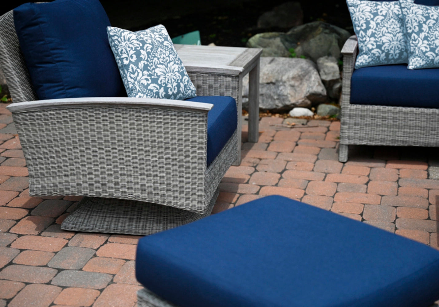 Bella Swivel Rocker view 44