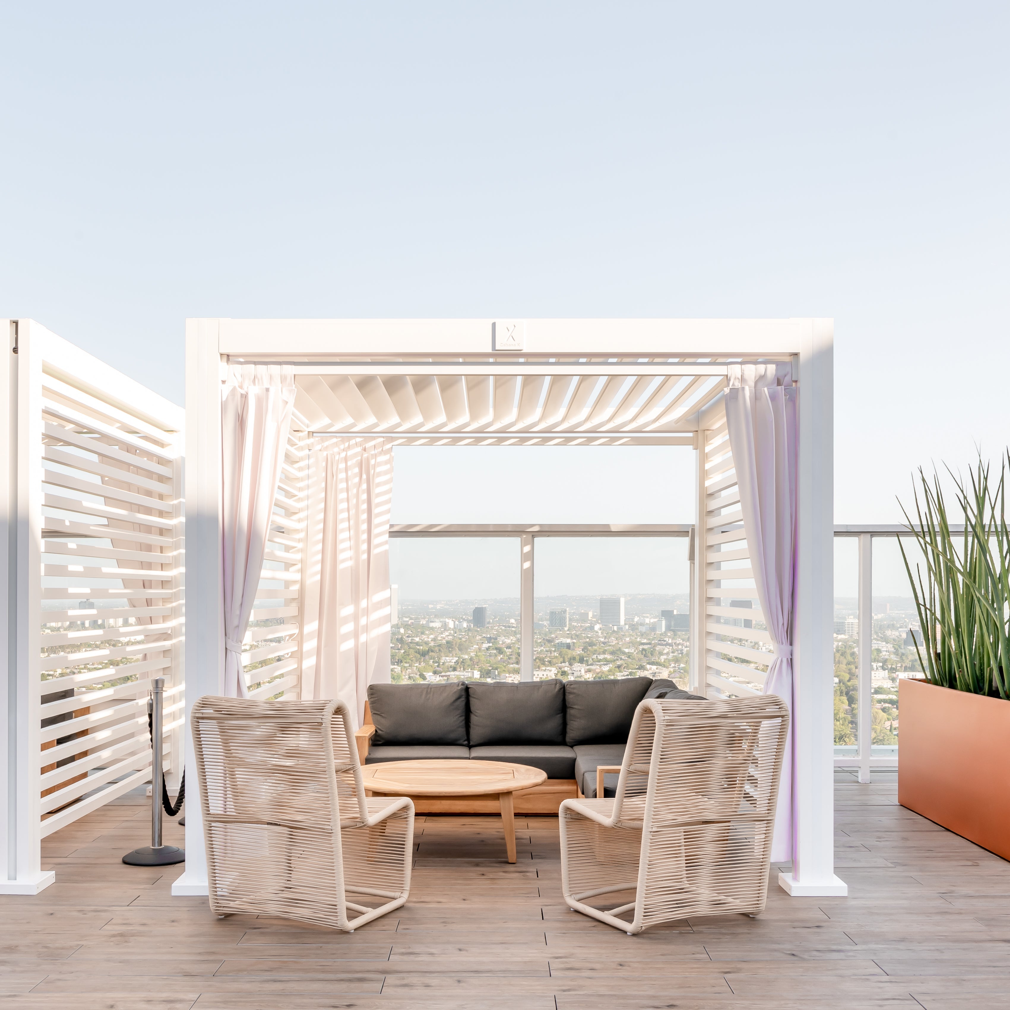 Campo Armless Club Chair