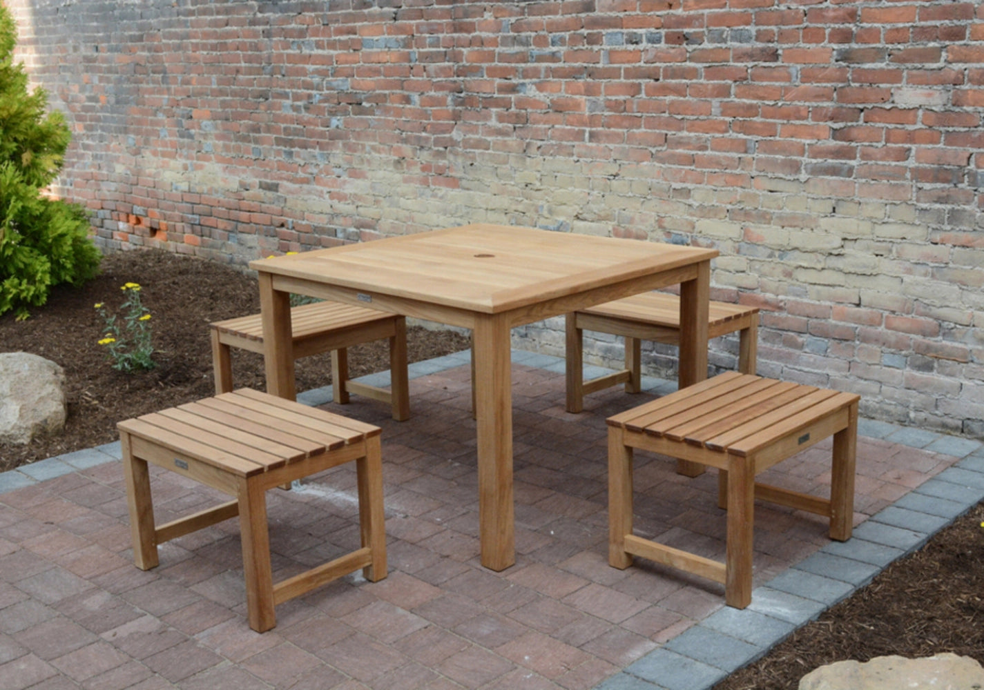 Charleston Backless Bench view 2