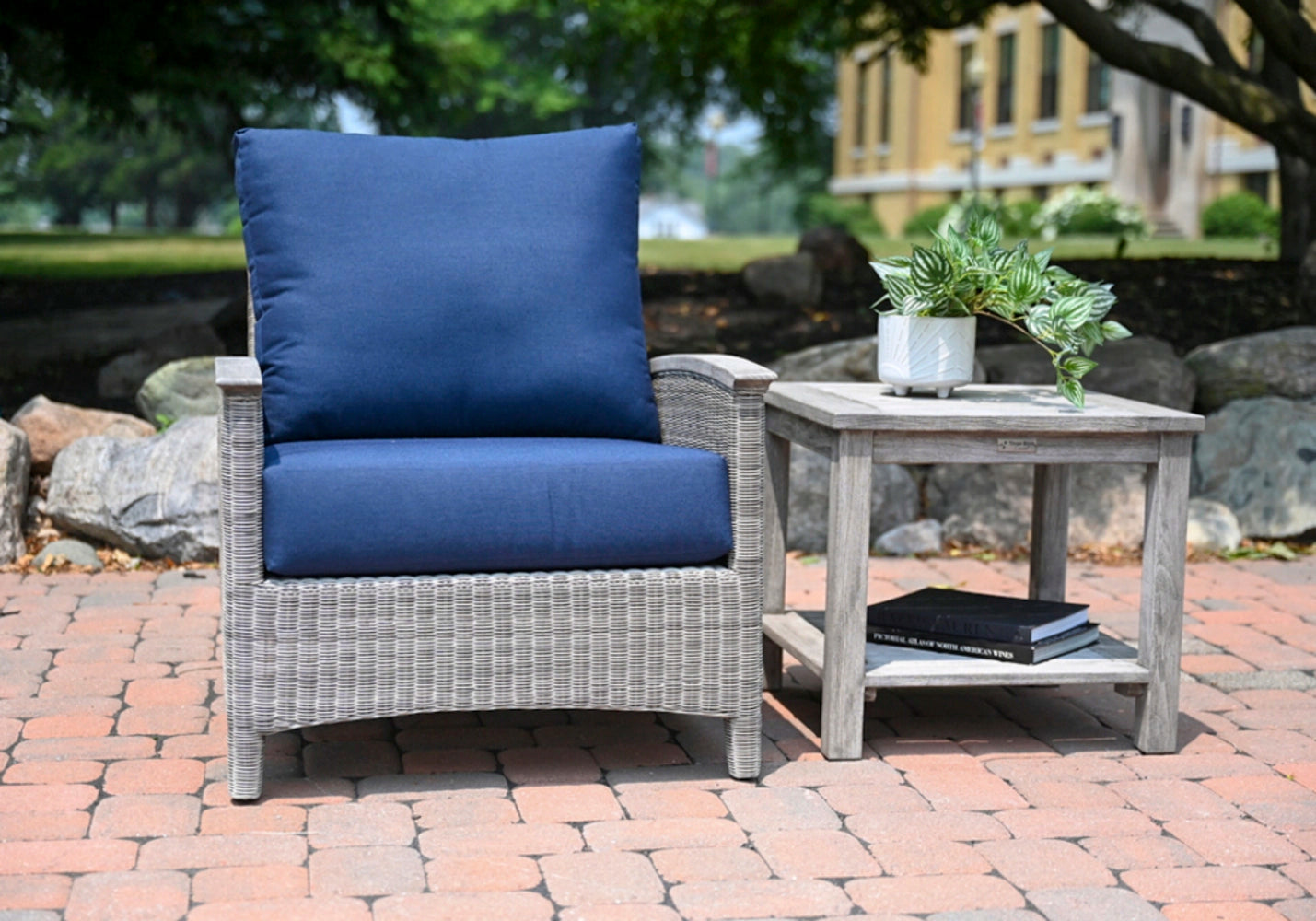 Shelburne 22" Side Table view 16