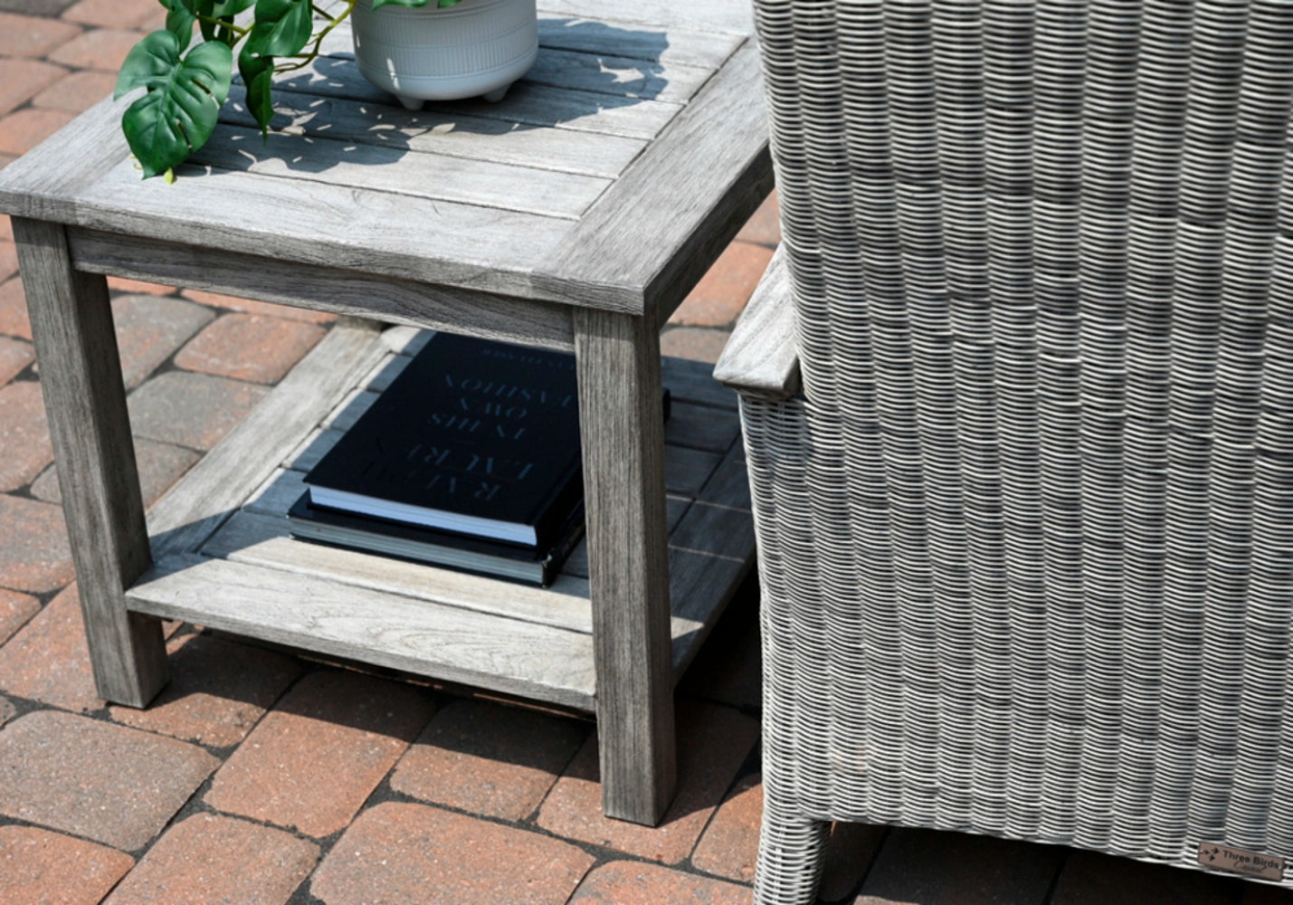 Shelburne 22" Side Table view 37
