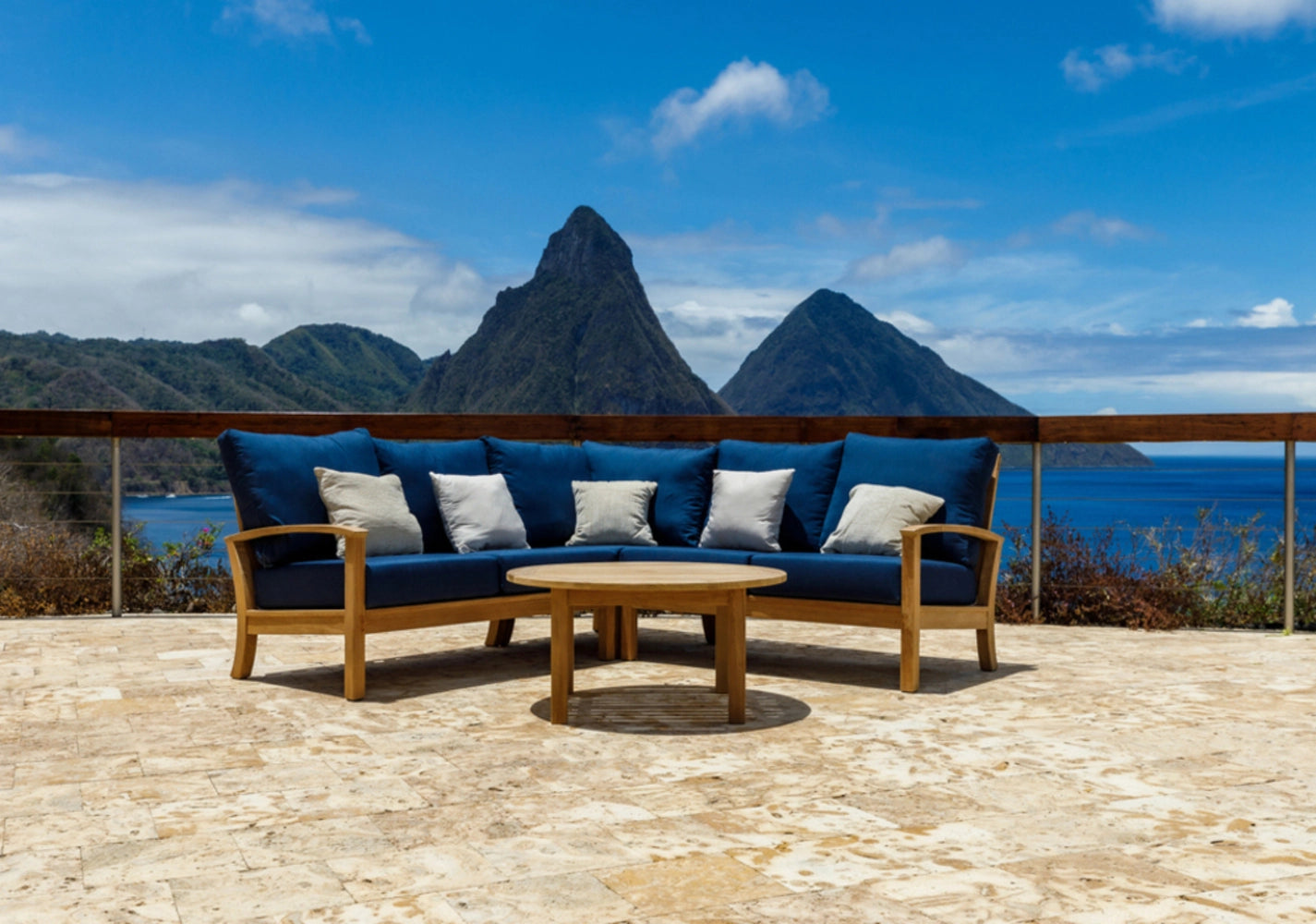 St. Lucia Left-Arm Loveseat Section view 39