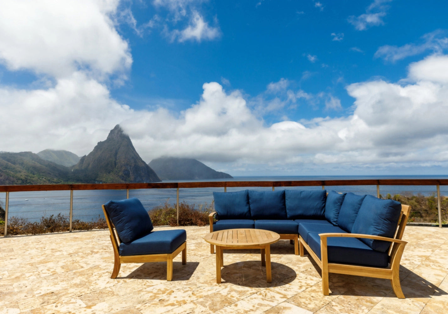 St. Lucia Right-Arm Loveseat Section view 34