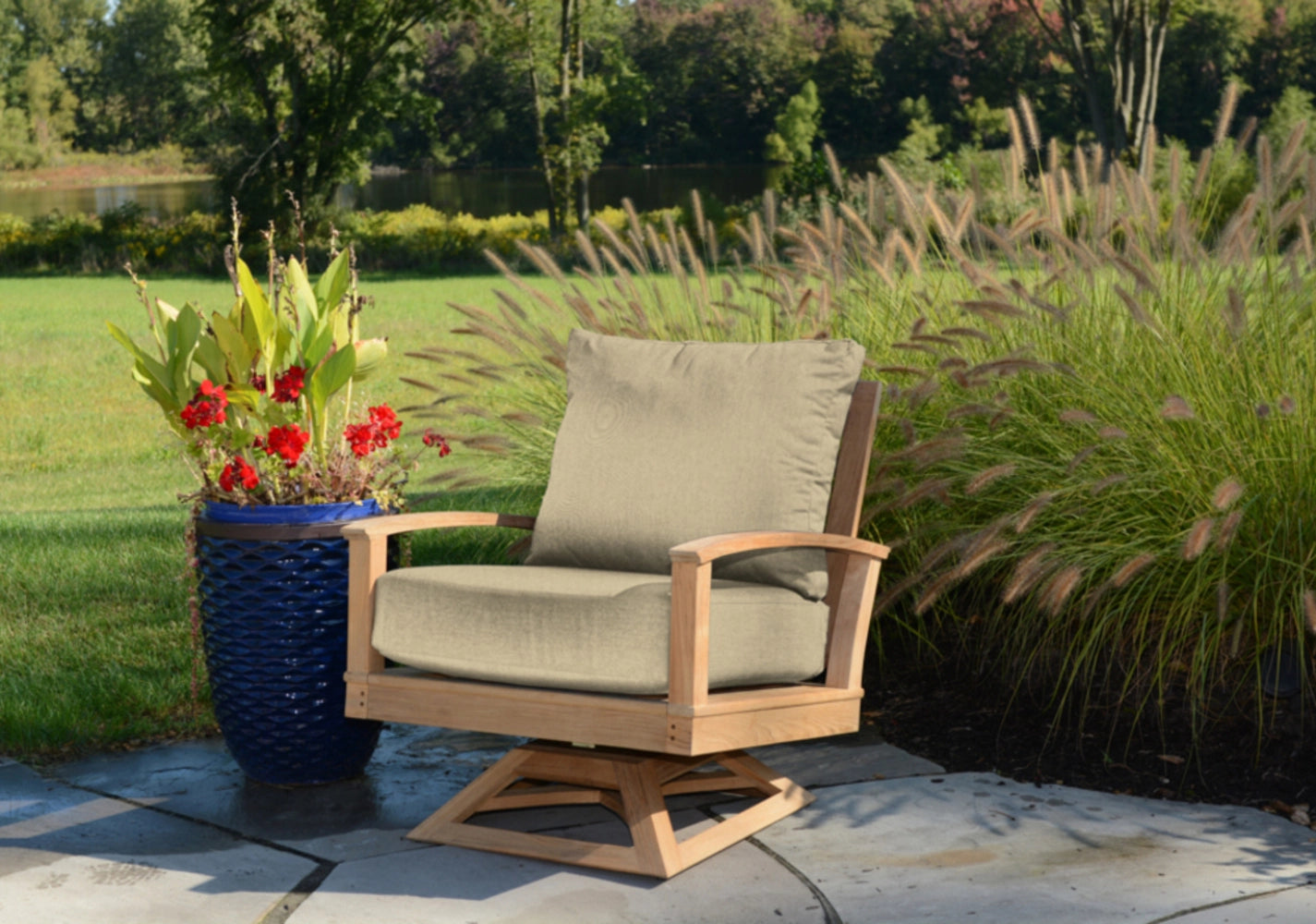 St. Lucia Swivel Rocker view 19