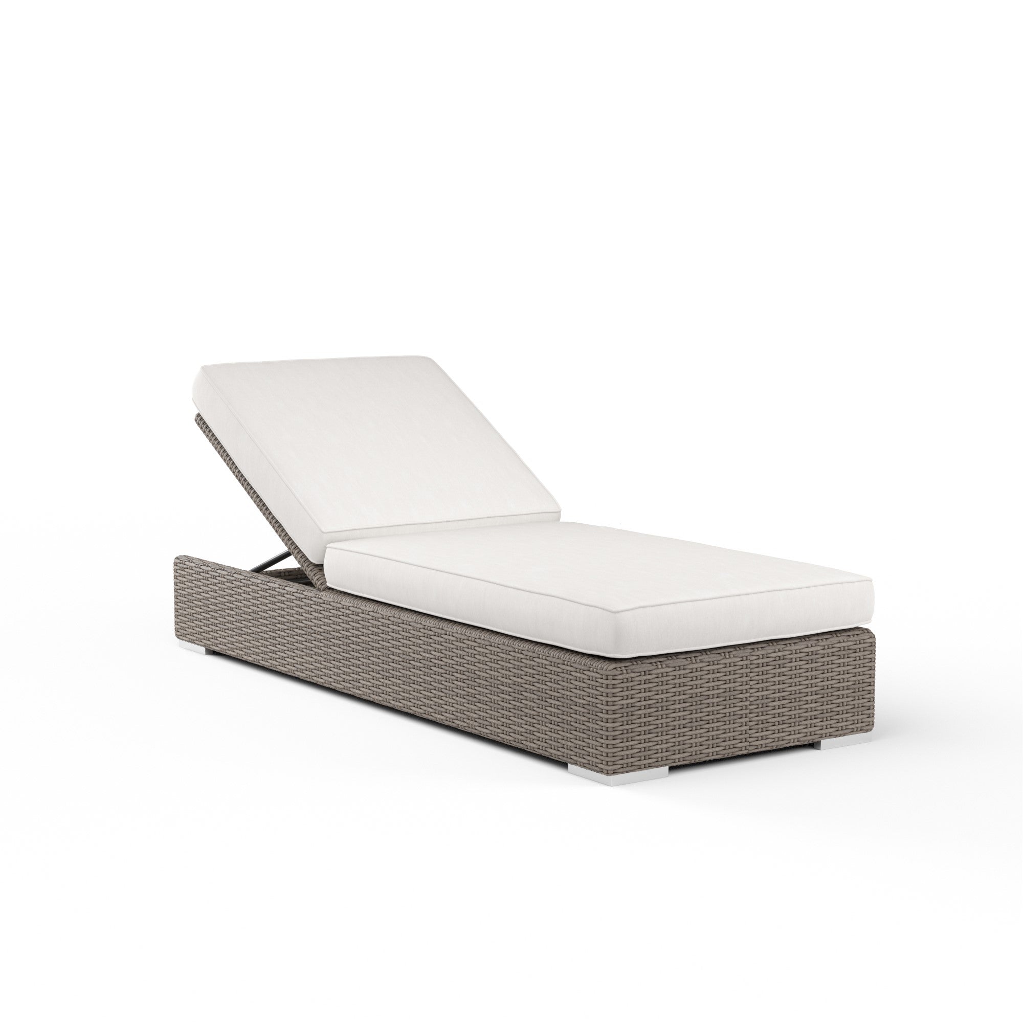 Coronado Wicker Chaise Lounge