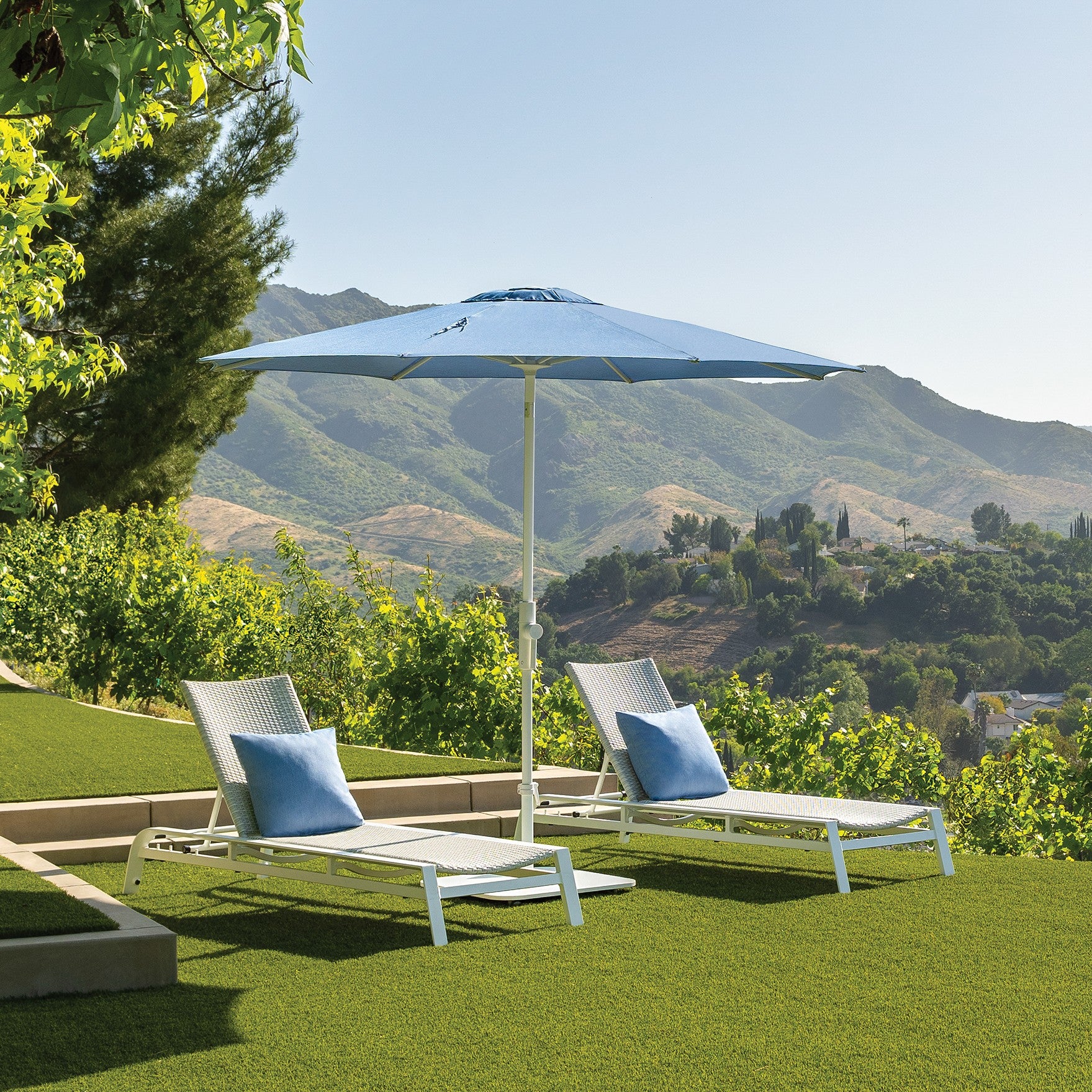 Twist 11' Octagon Crank Lift Collar Tilt Market Umbrella