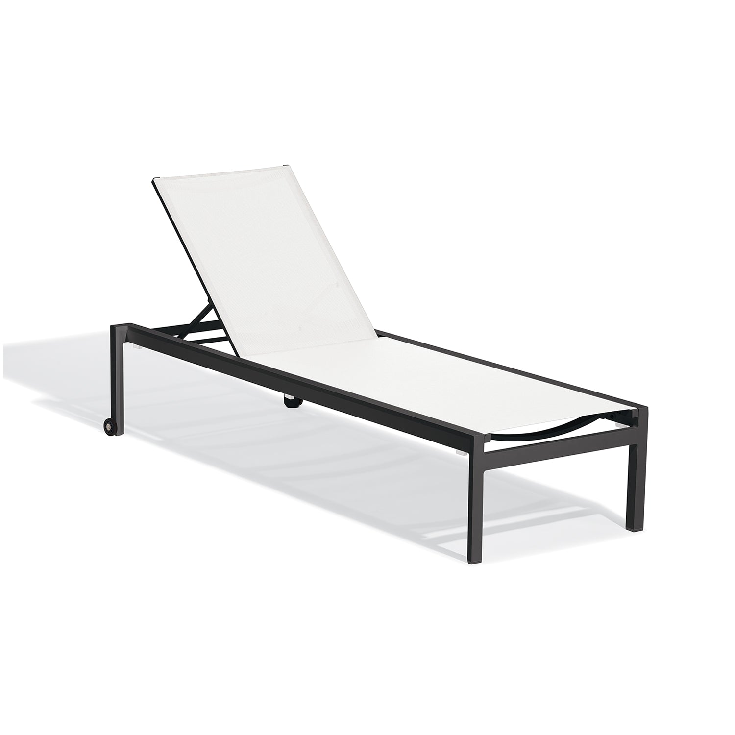 Ven Chaise Lounge by Oxford Garden