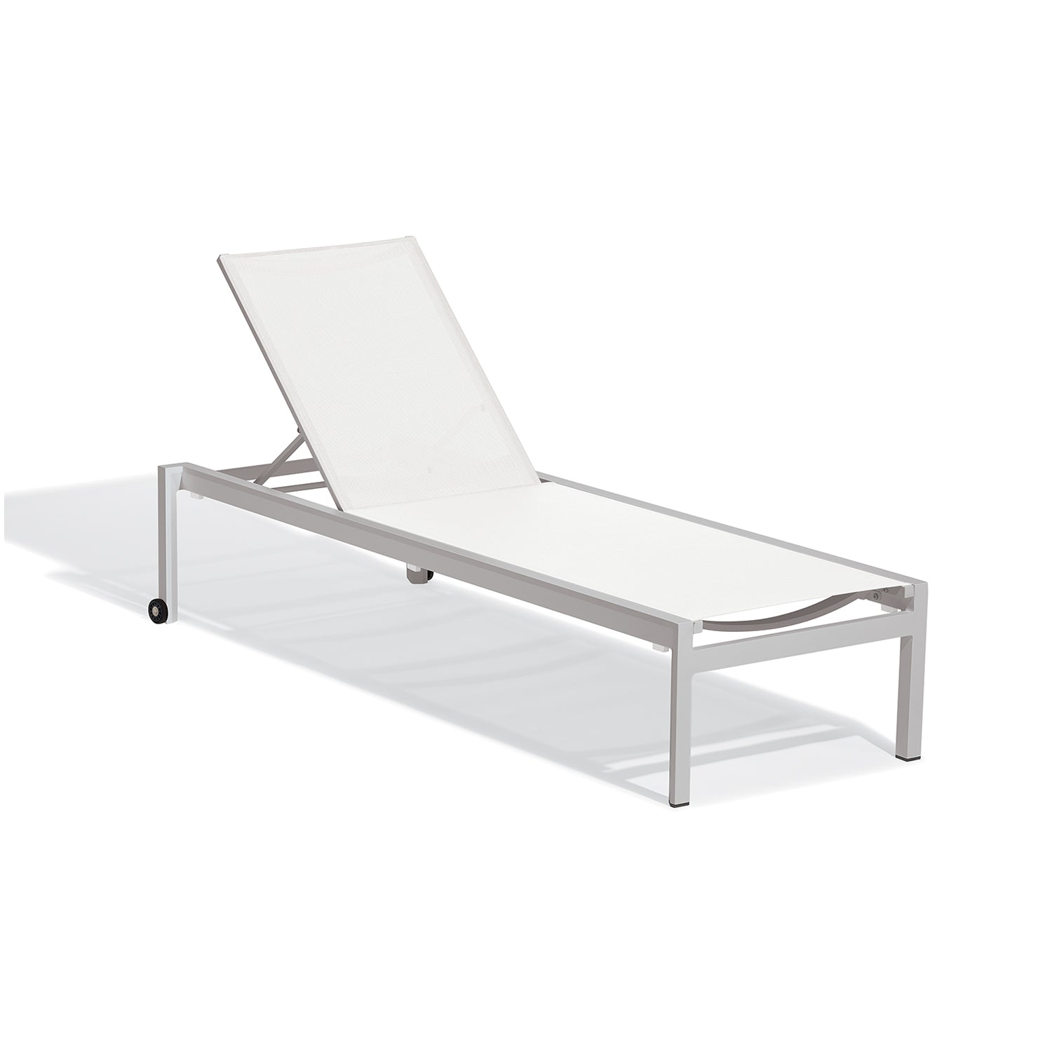 Ven Chaise Lounge by Oxford Garden