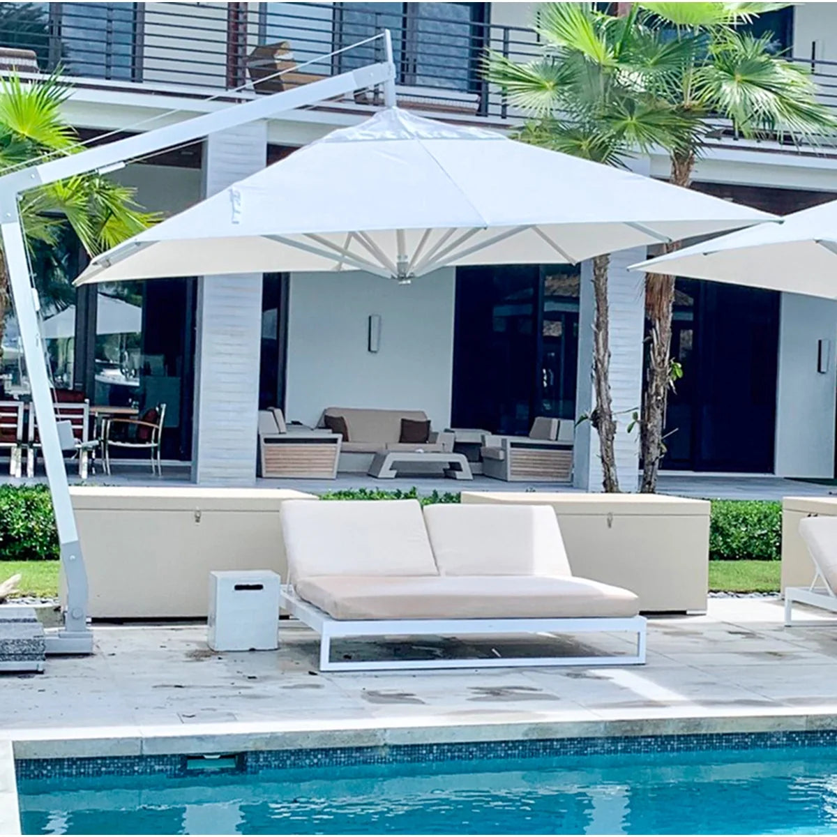 Hurricane 10' Square Aluminum Cantilever Umbrella 17