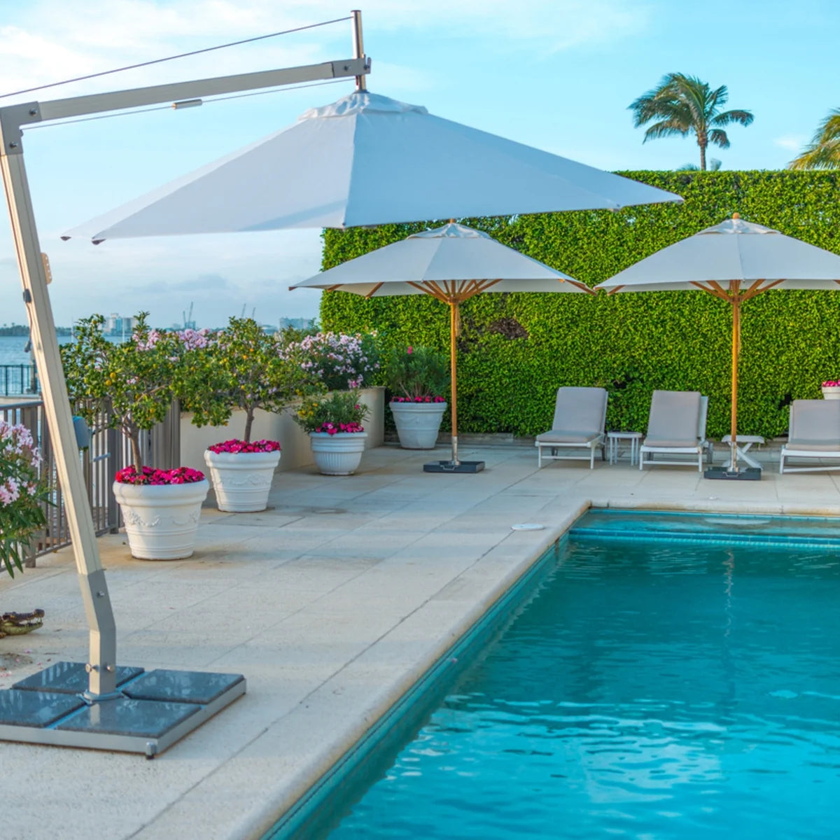 Santa Ana 10' Round Aluminum Cantilever Umbrella 23