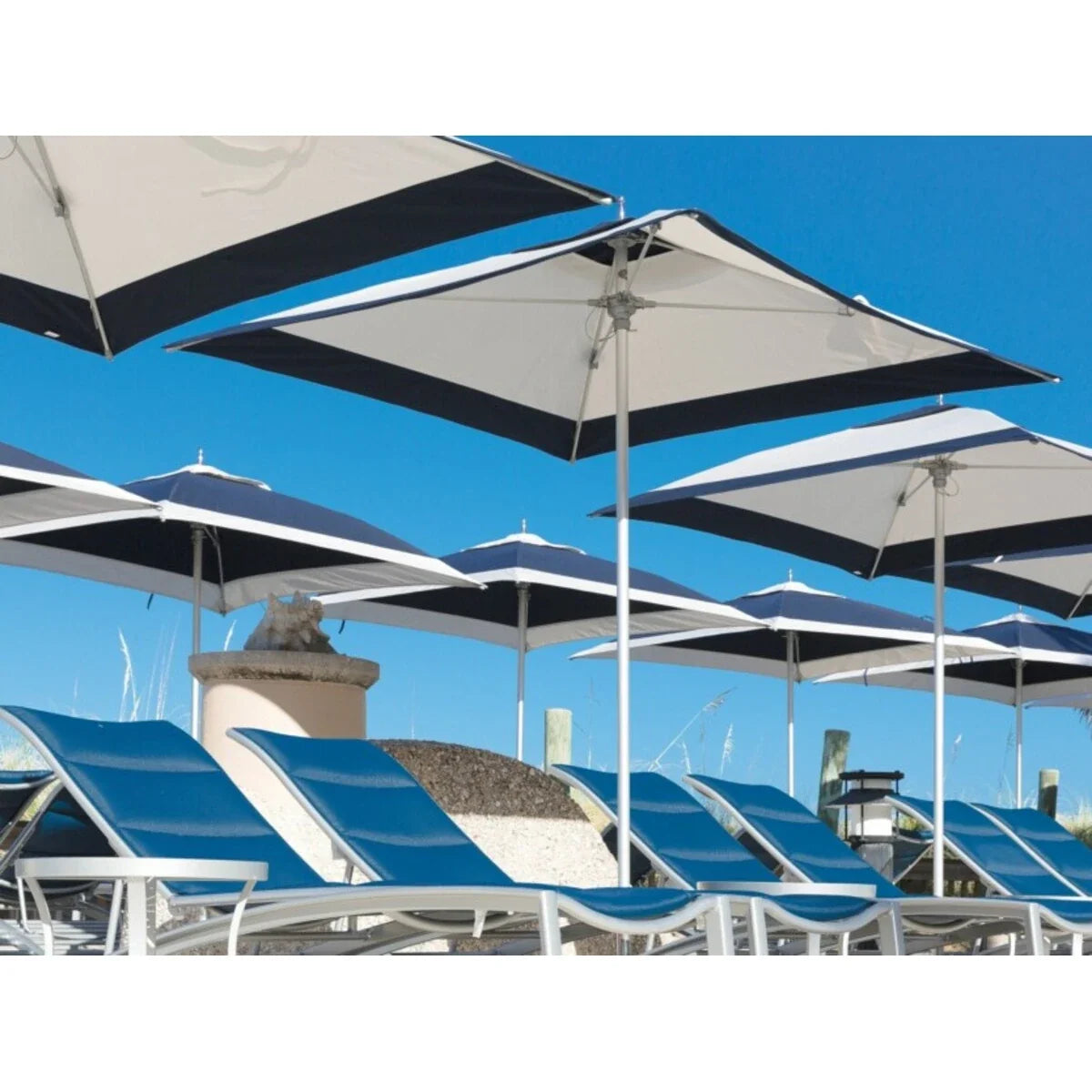 Bay Master M1 Fiber Flex Center Post 7.5' Square Umbrella-3
